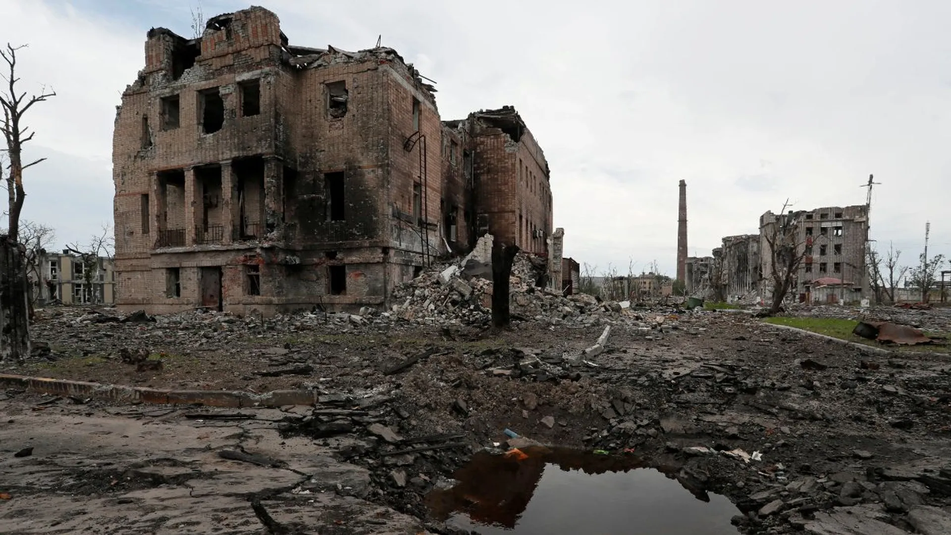 More than 1,000 Ukrainian prisoners sent to Russia for investigation