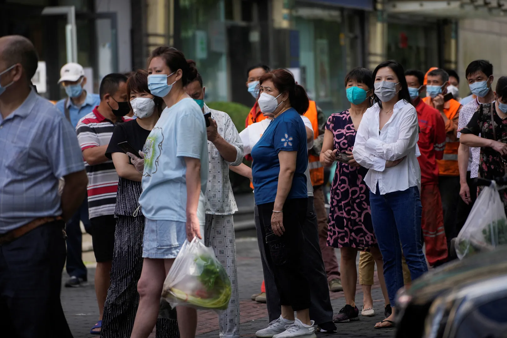 Nearly 200 Covid infections linked to a single bar in Beijing