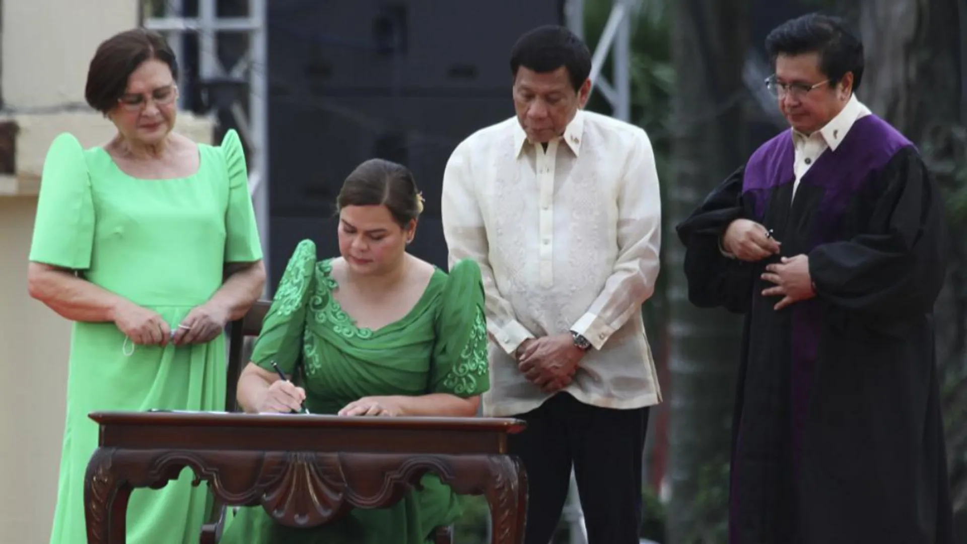 Rodrigo Duterte's daughter Sara takes oath as Philippines vice president