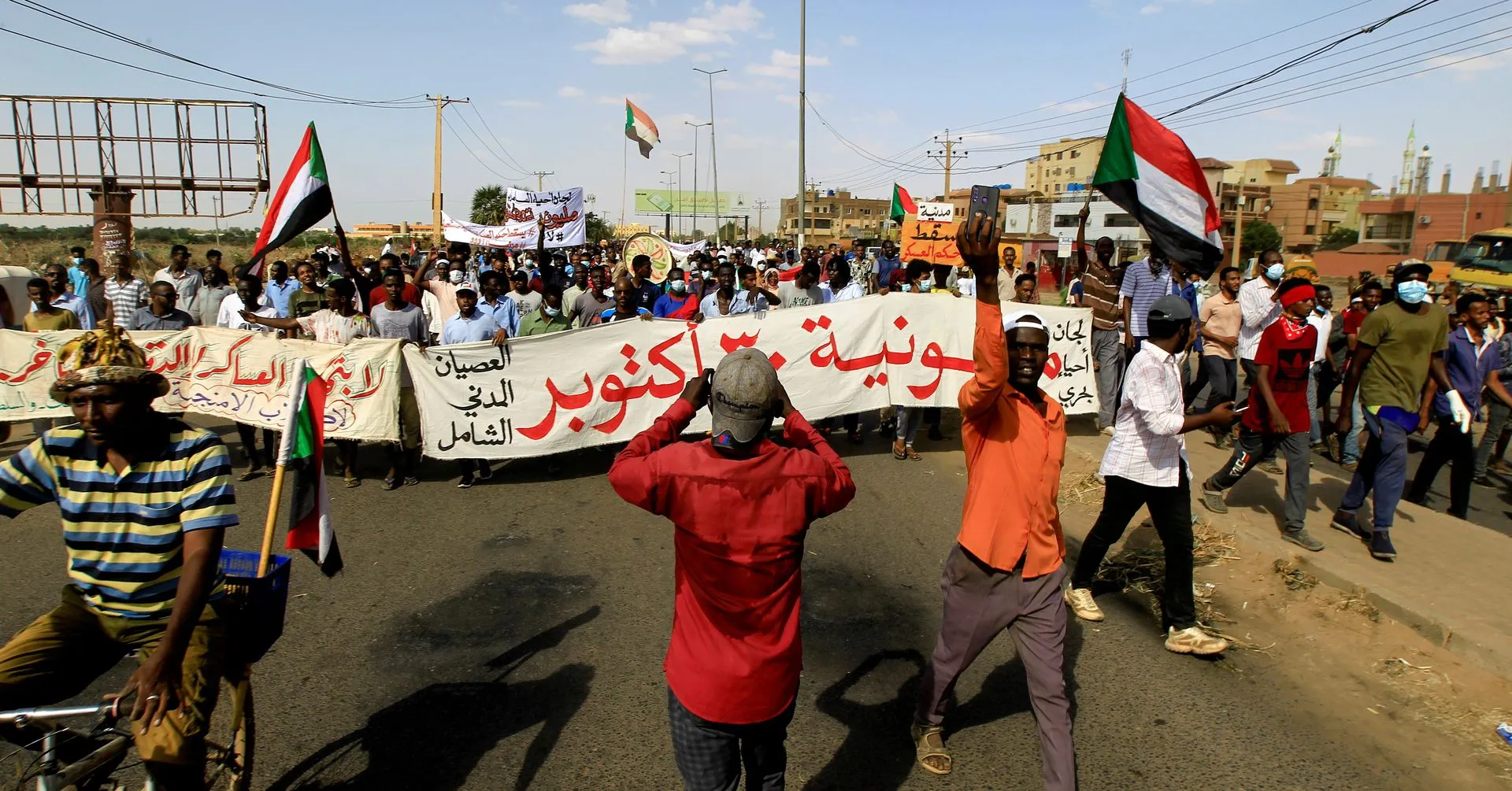 Sudan: 9 protesters killed in mass anti-coup rallies