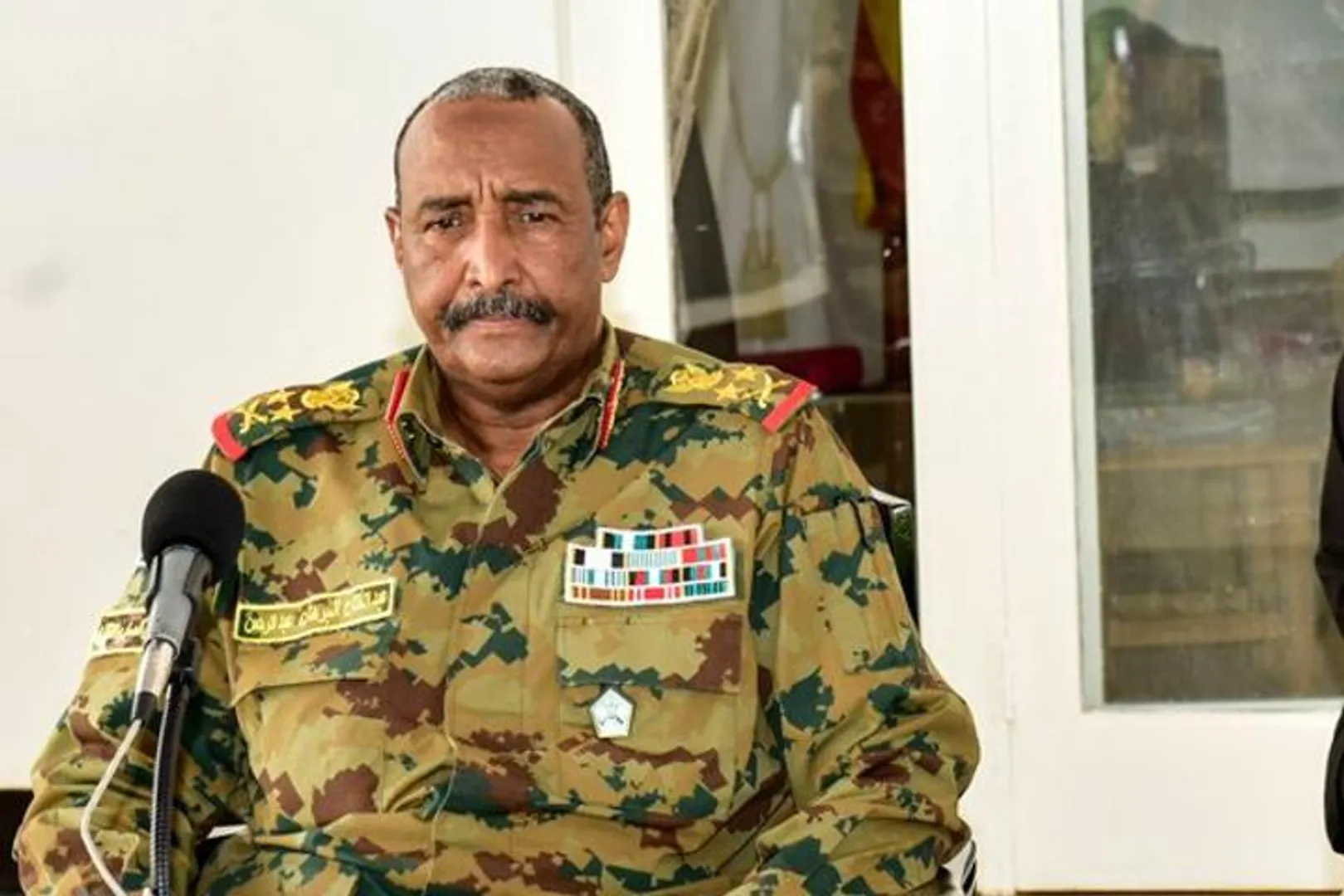 Sudan: Military leader Burhan announces army's withdrawal from political talks