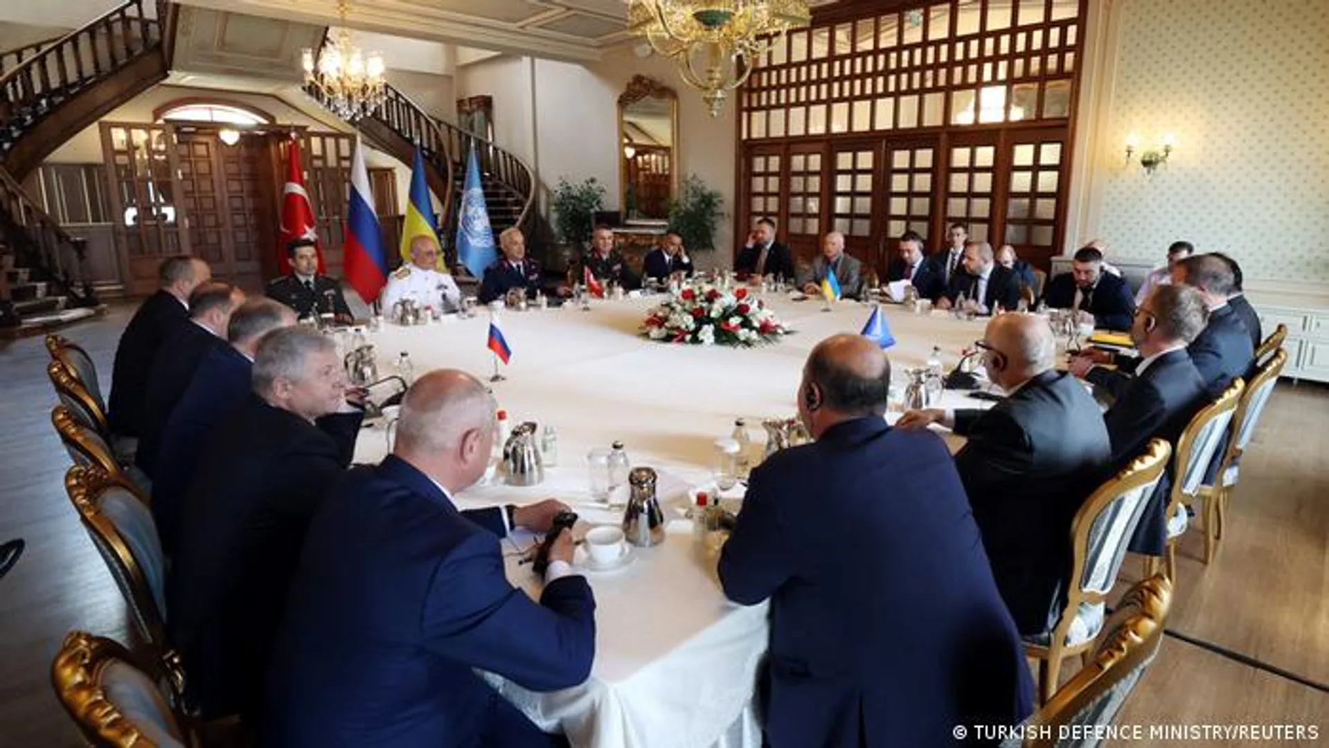 Russia and Ukraine put heads together to solve global food crisis