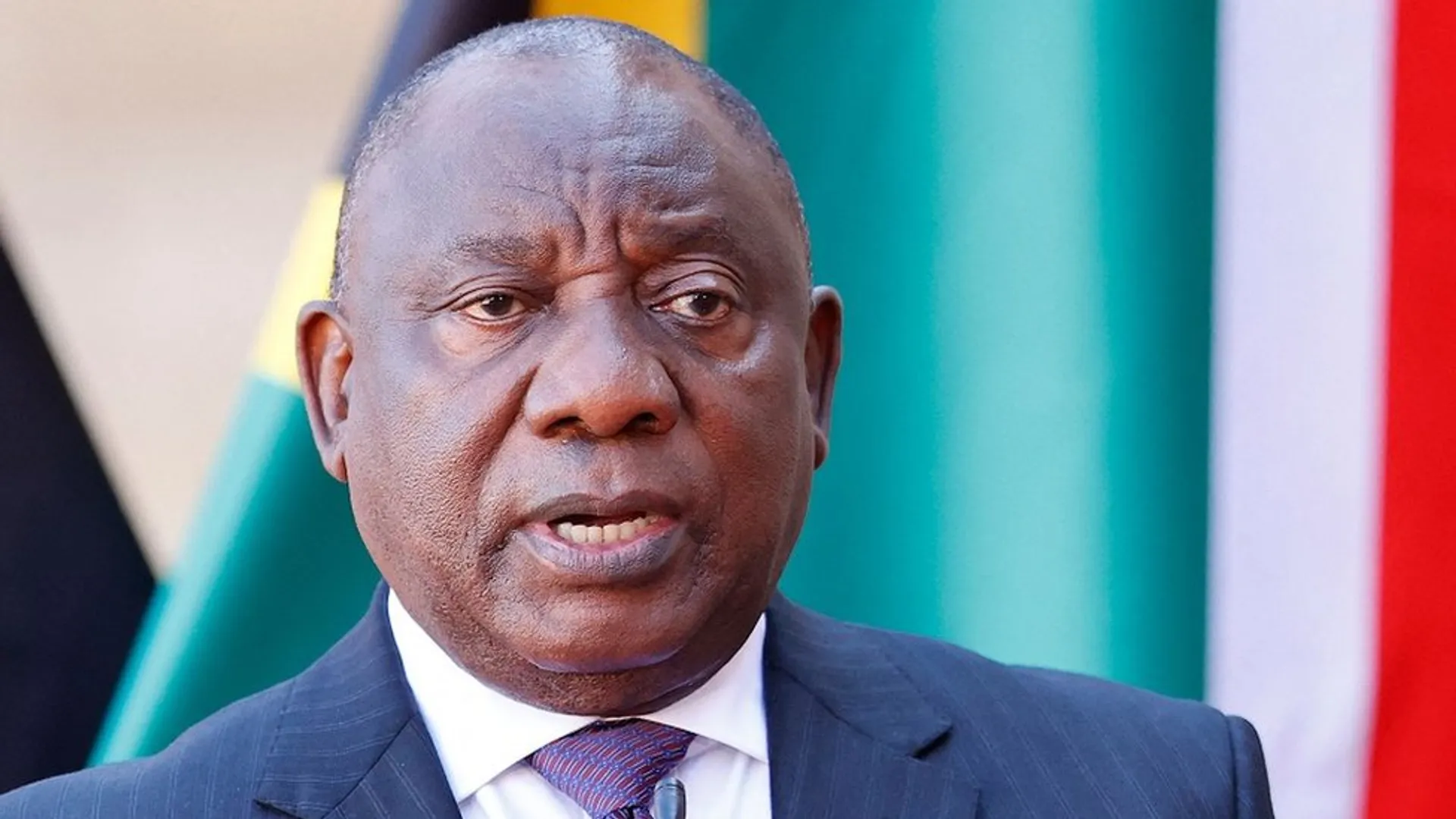 Calls grow for no-confidence vote against South African President Cyril Ramaphosa