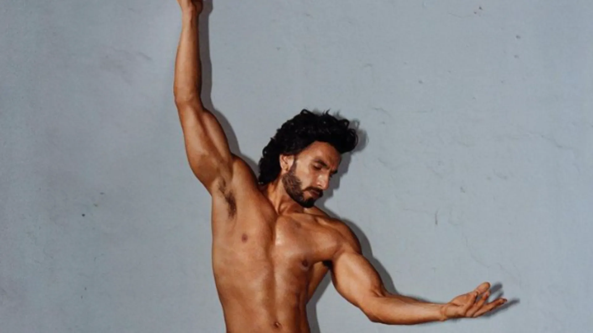 Ranveer Singh records his statement with Mumbai police over nude photoshoot controversy