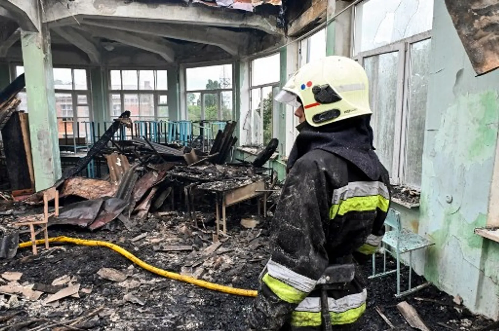 Zelensky orders civilians to evacuate from Donetsk region amid Russian attacks