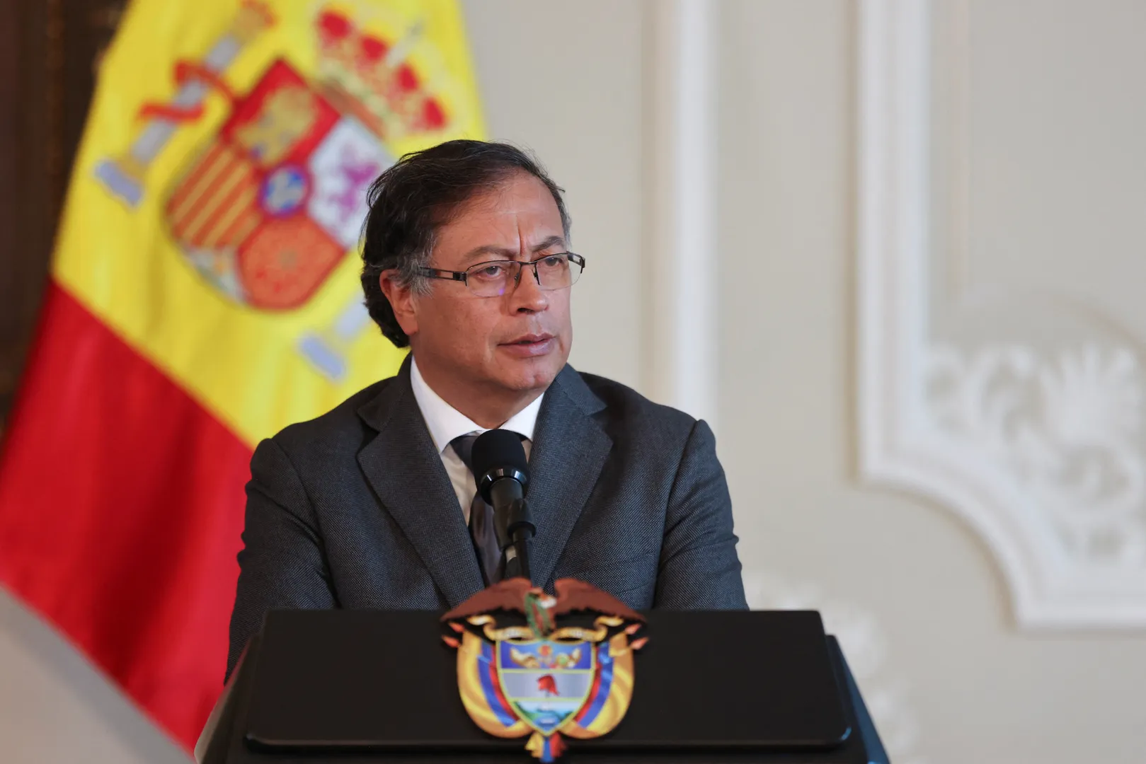 Colombia's leftist President to give properties confiscated from drug traffickers to farmers, women