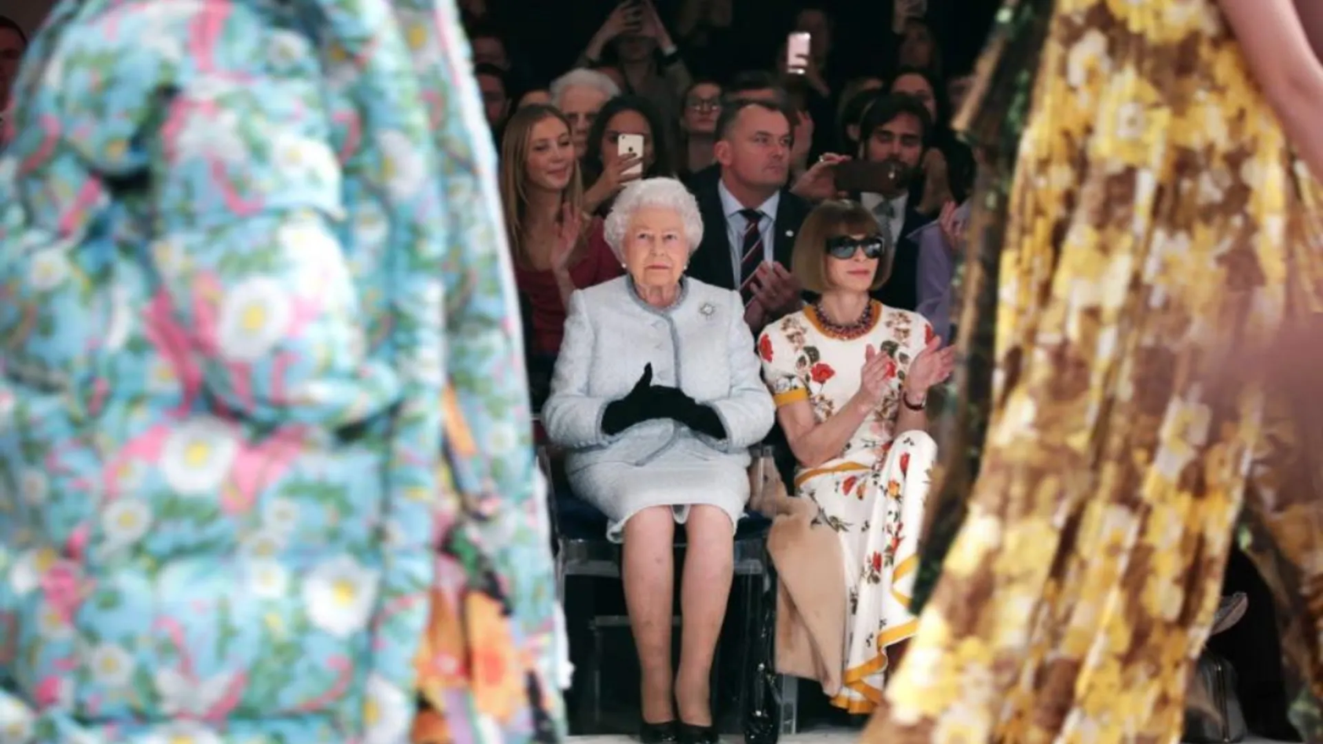 London Fashion Week opens in mourning for queen