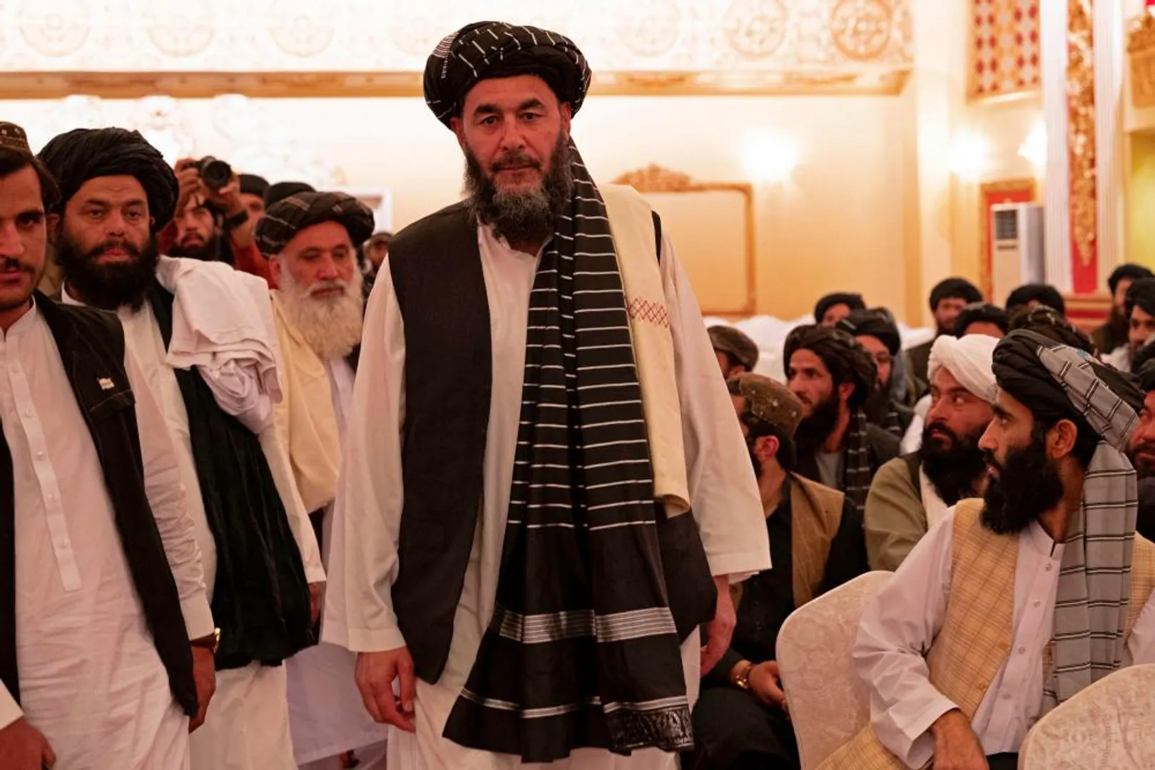 United States and Afghanistan carry out prisoner exchange