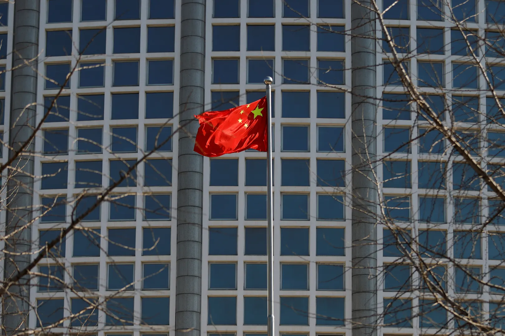 China's deflation deepens on weak consumer prices