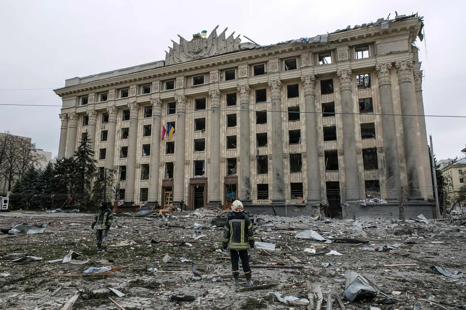 Power blackouts across Ukraine after Russian airstrikes, Putin vows further 'harsh' response
