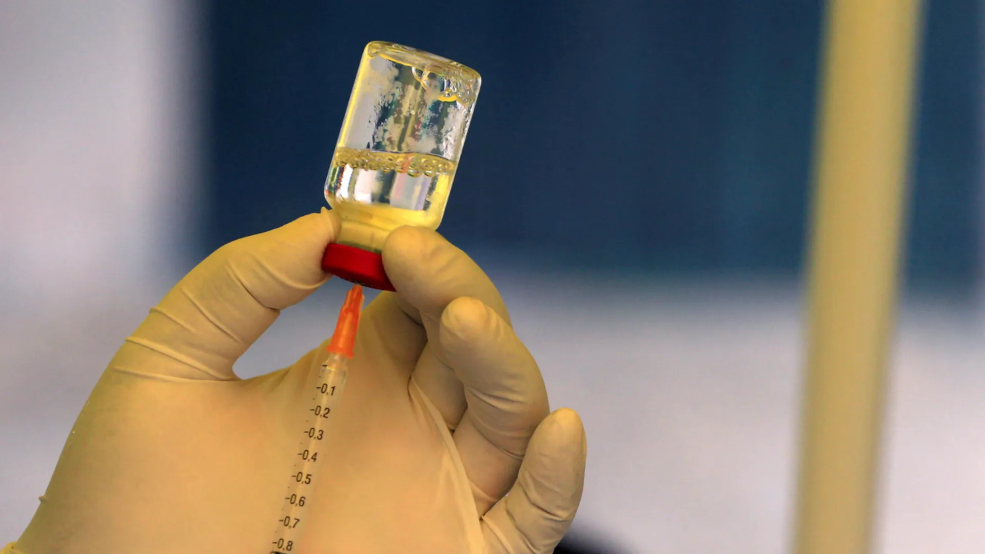 Ebola outbreak: US sends experimental antibody and antiviral drug to Uganda