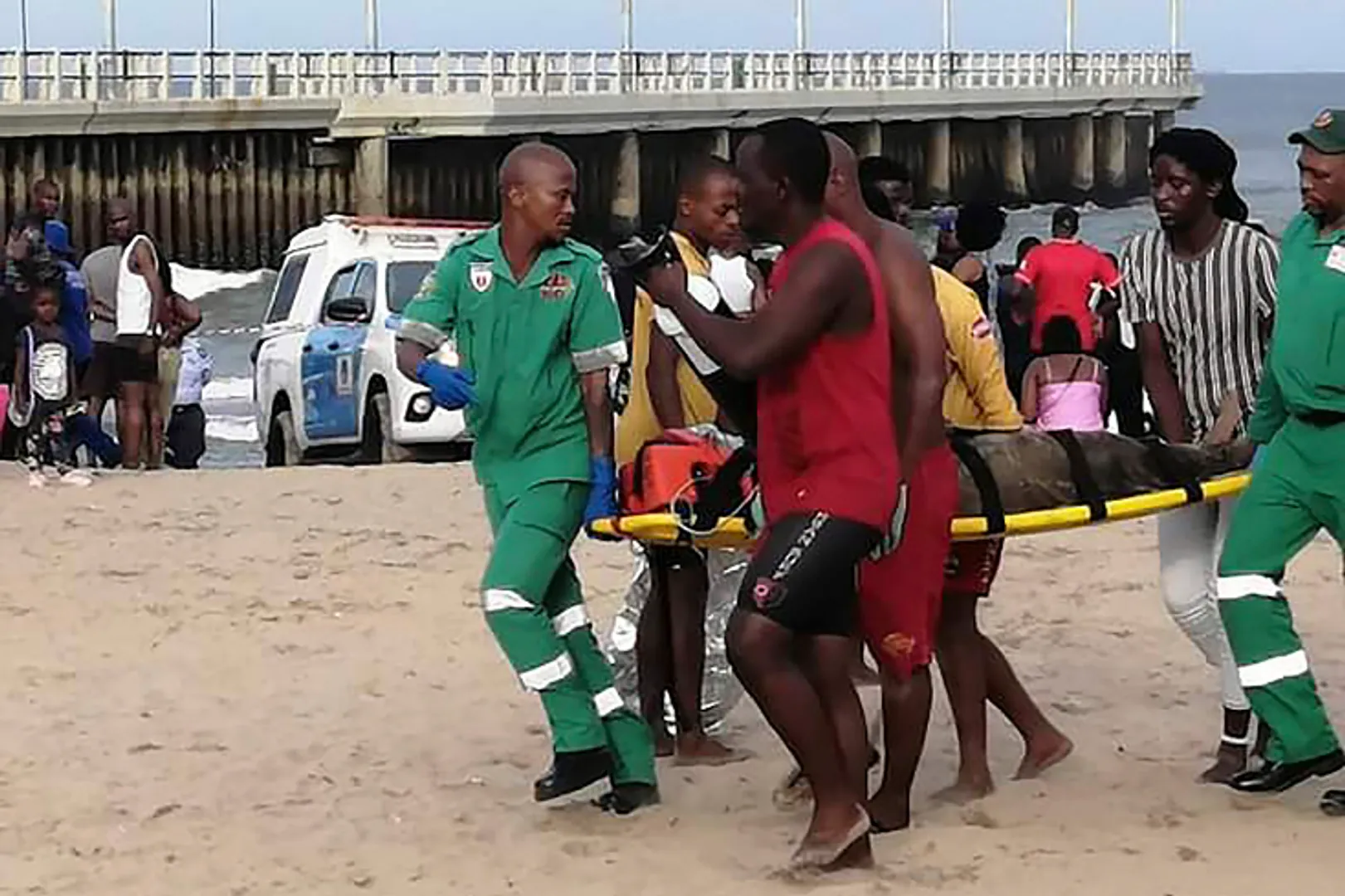 âFreak waveâ in South Africaâs Durban kills 3, injures over a dozen