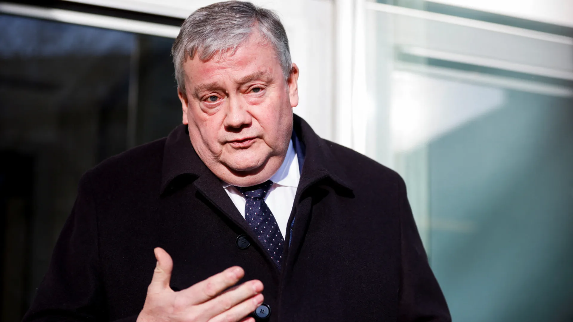 Qatar corruption scandal: EU parliament to lift immunity of two MEPs