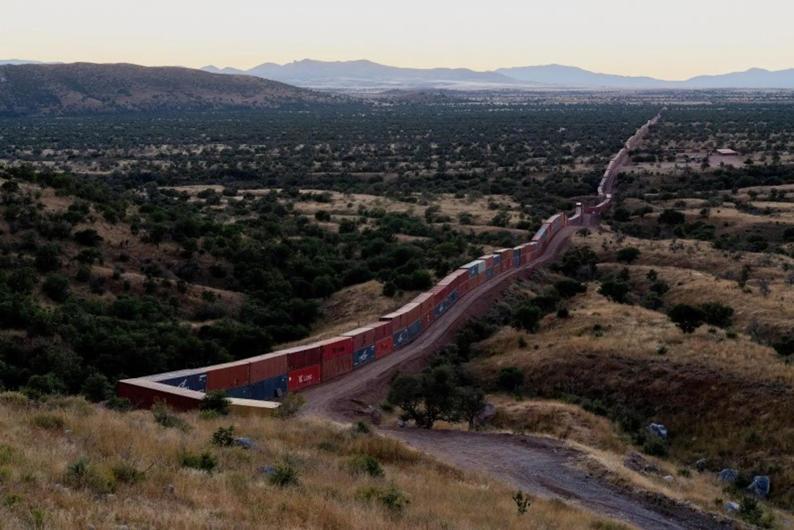 Arizona removes makeshift border wall after federal lawsuit