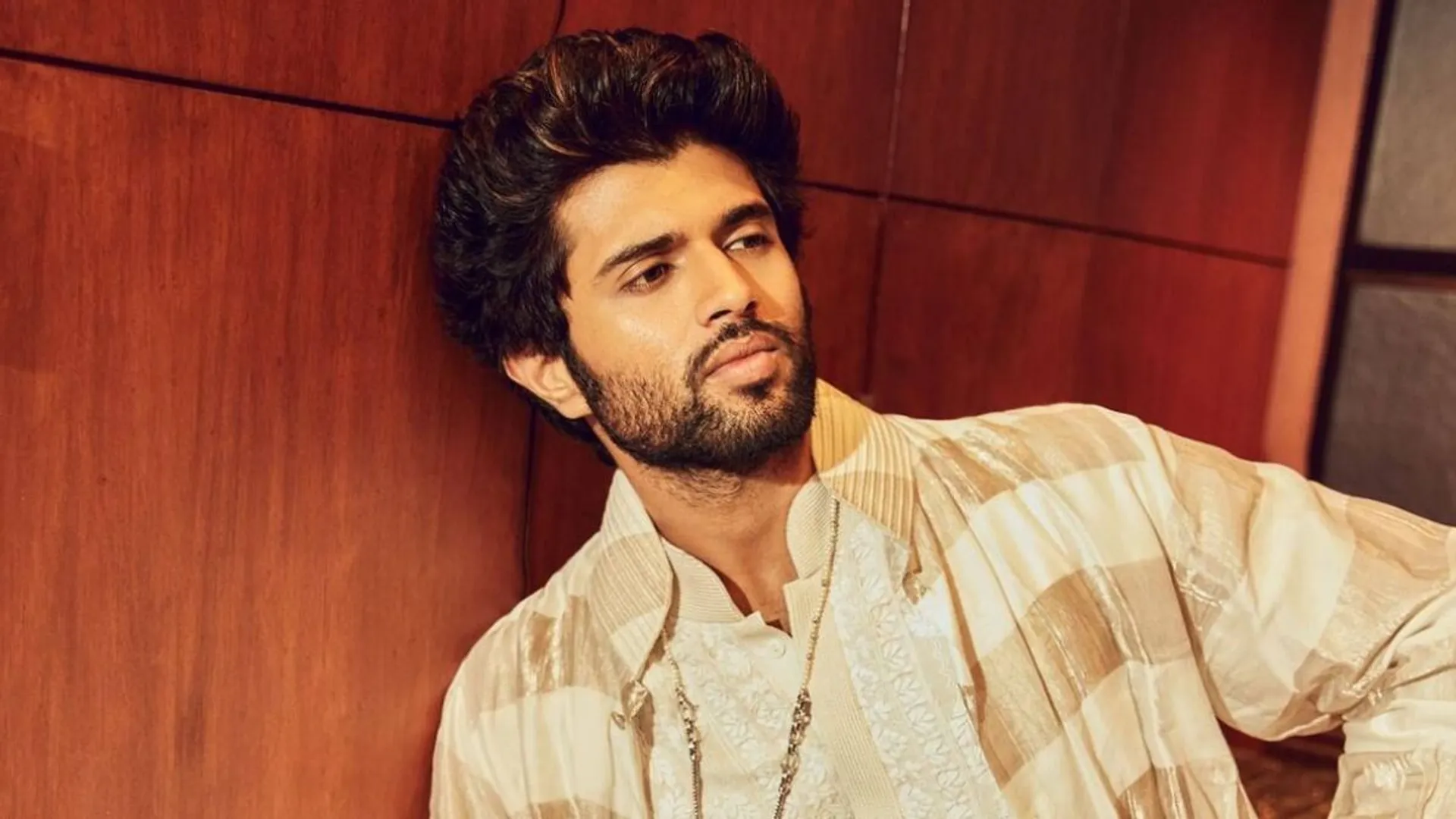 Vijay Deverakonda sends 100 fans to all-expenses-paid Manali trip as part of 'Devera Santa' initiative
