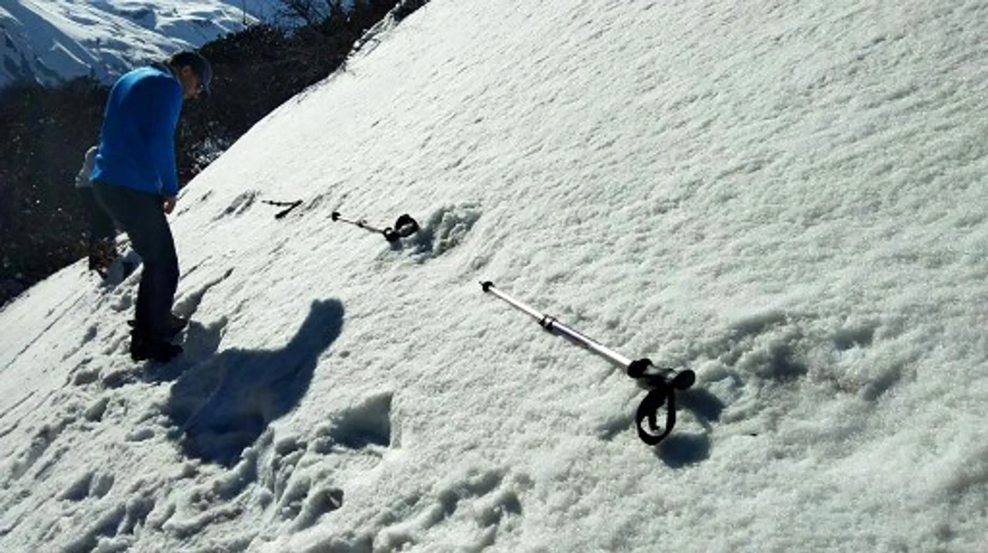 Avalanche strikes Tibet, killing at least 20; China helping with rescue efforts