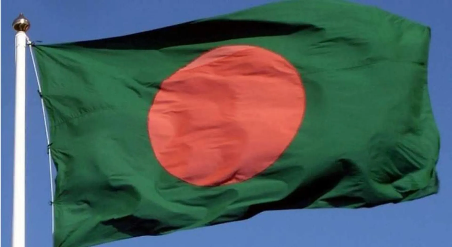 IMF flags risks to Bangladesh economy as foreign reserves fall further