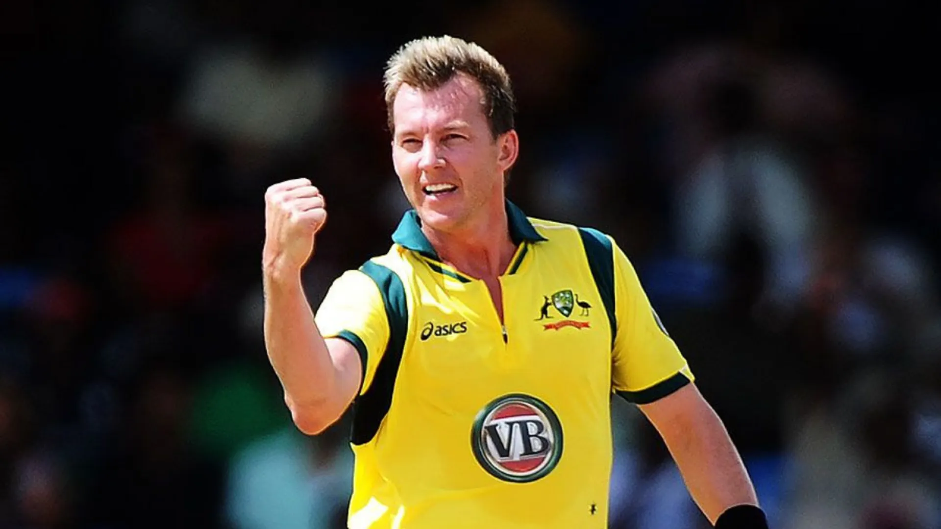 Brett Lee comes up with radical idea to balance game between bat and ball. 'Free throw' for bowlers