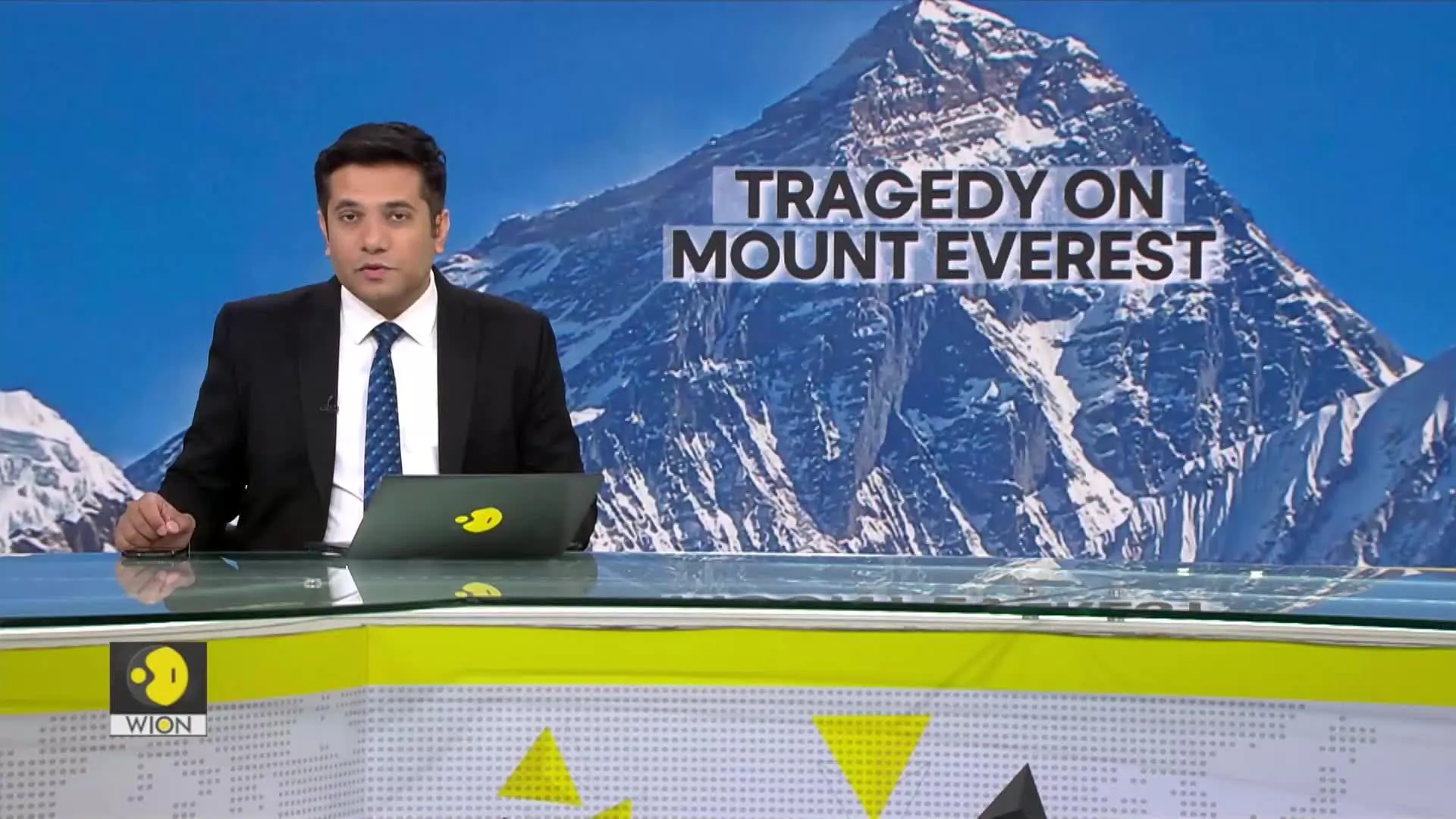 3 Nepali Sherpas go missing on Mount Everest