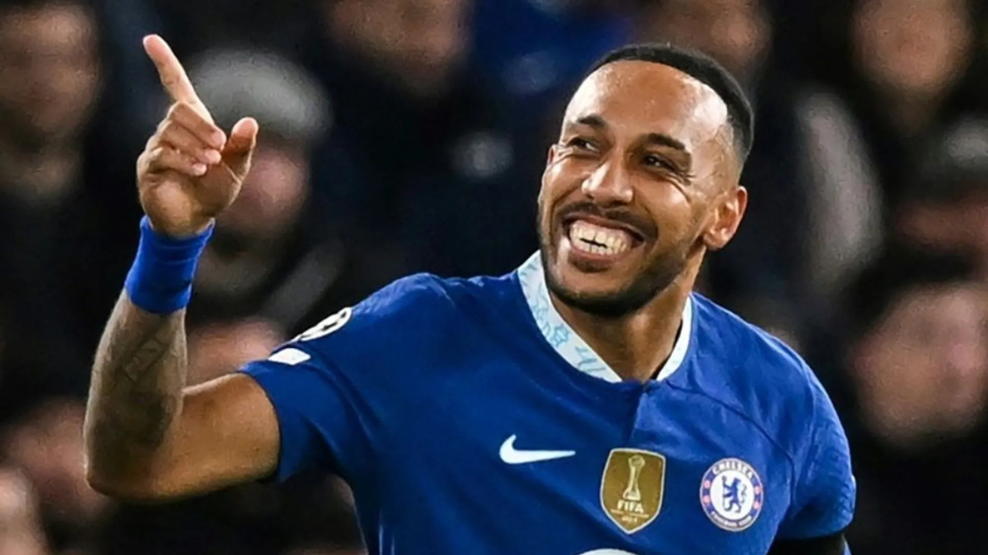 Football Transfers: Barcelona target re-signing Chelsea 'out of favour' Aubameyang as Lewandowski competition