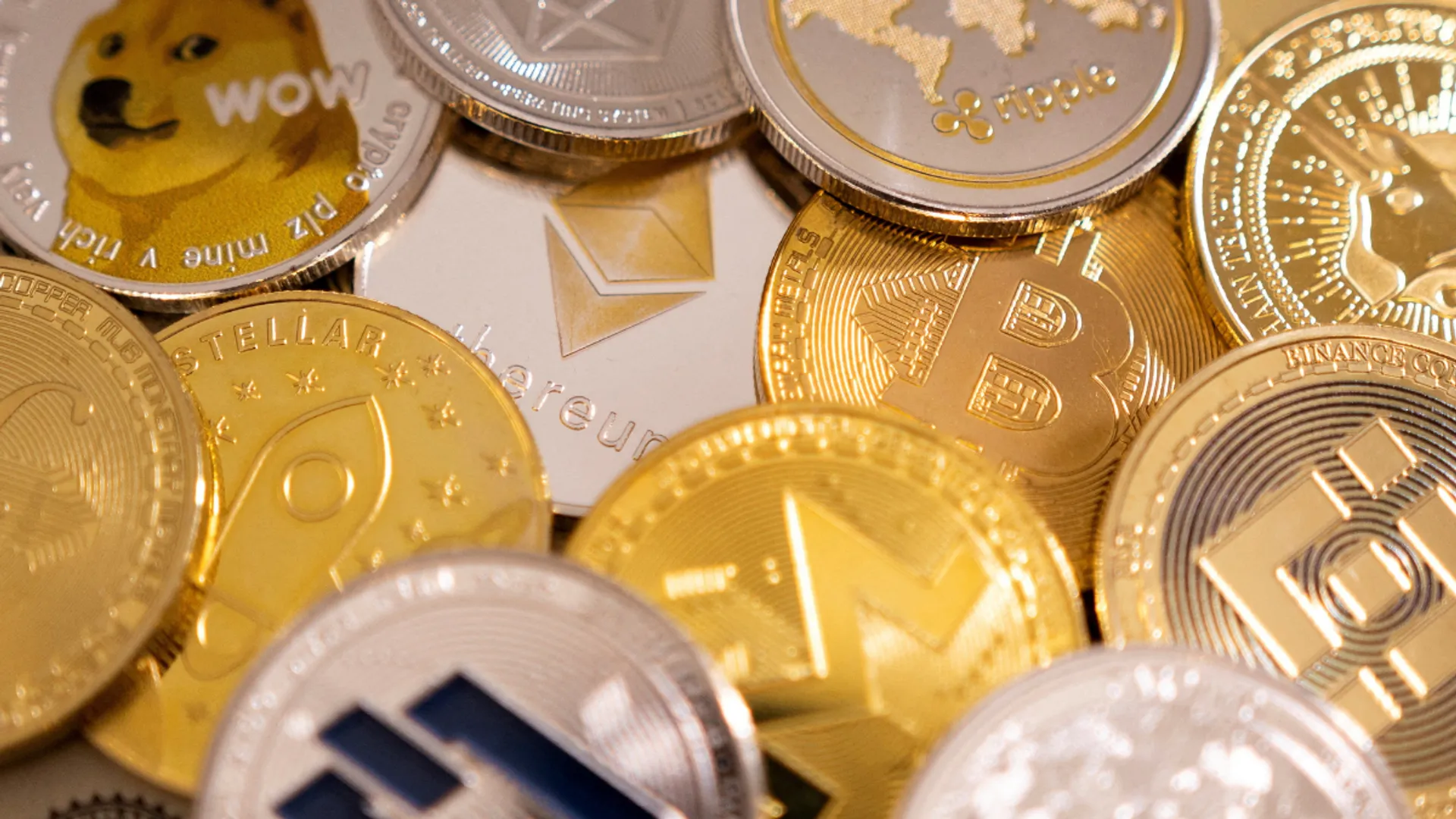 Stablecoin Market Surges $2.21 Billion in a Week as Tether, PYUSD lead the way