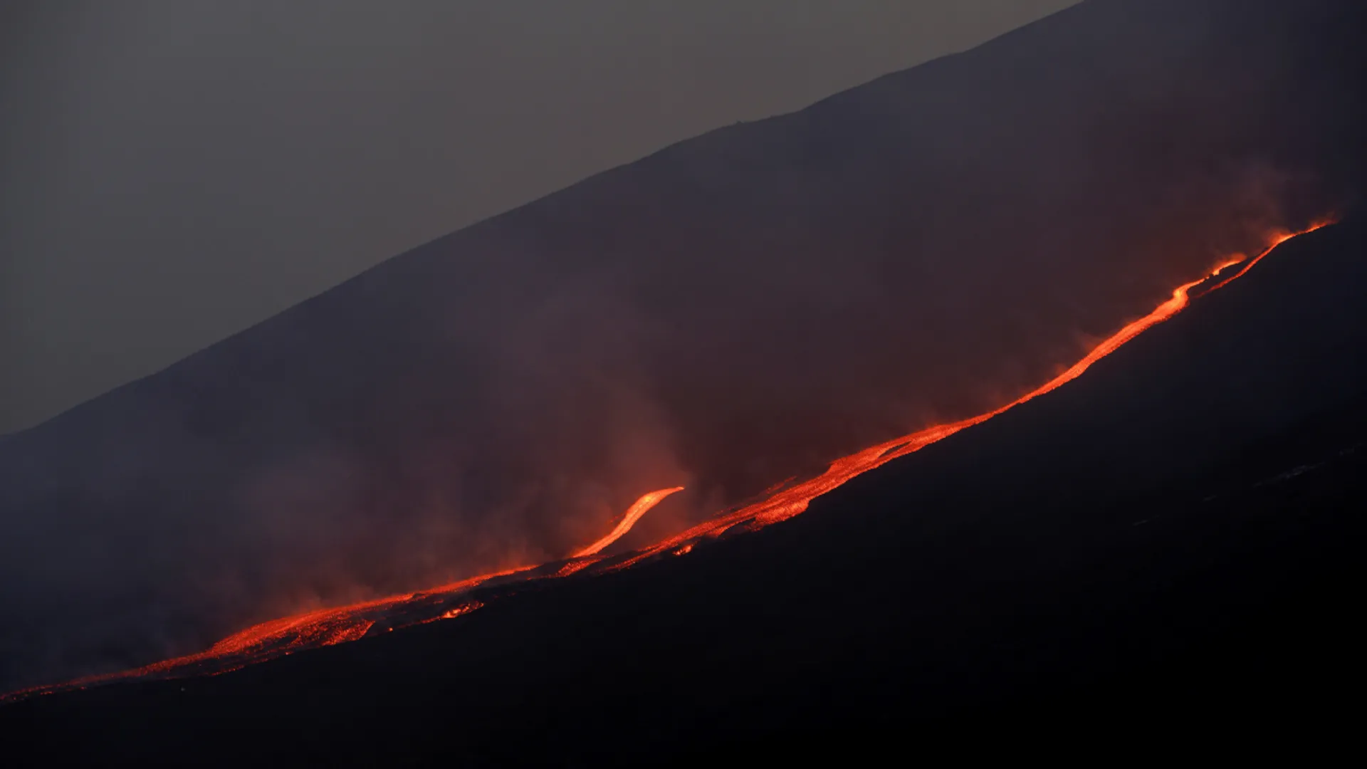 In Pics | Mount Etna eruption spews ash, forces closure of Catania airport