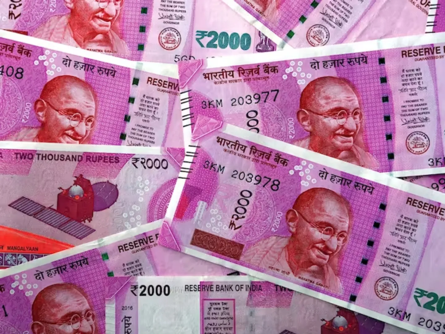 RBI says $954mn worth of withdrawn 2000-rupee banknotes remain in circulation