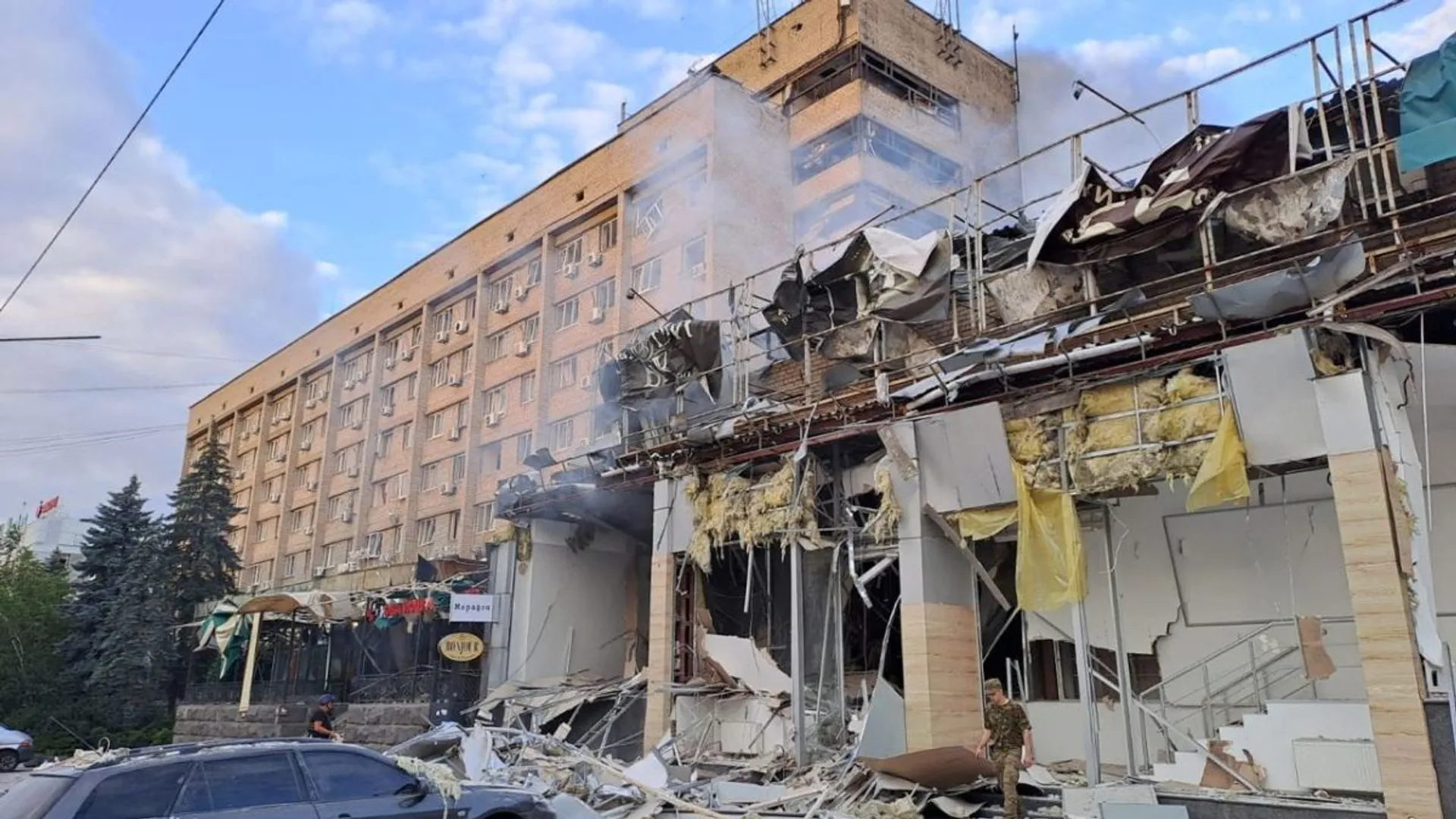 Morning brief: Delivery driver killed by cop in Paris, US announces fresh arms for Ukraine, & more