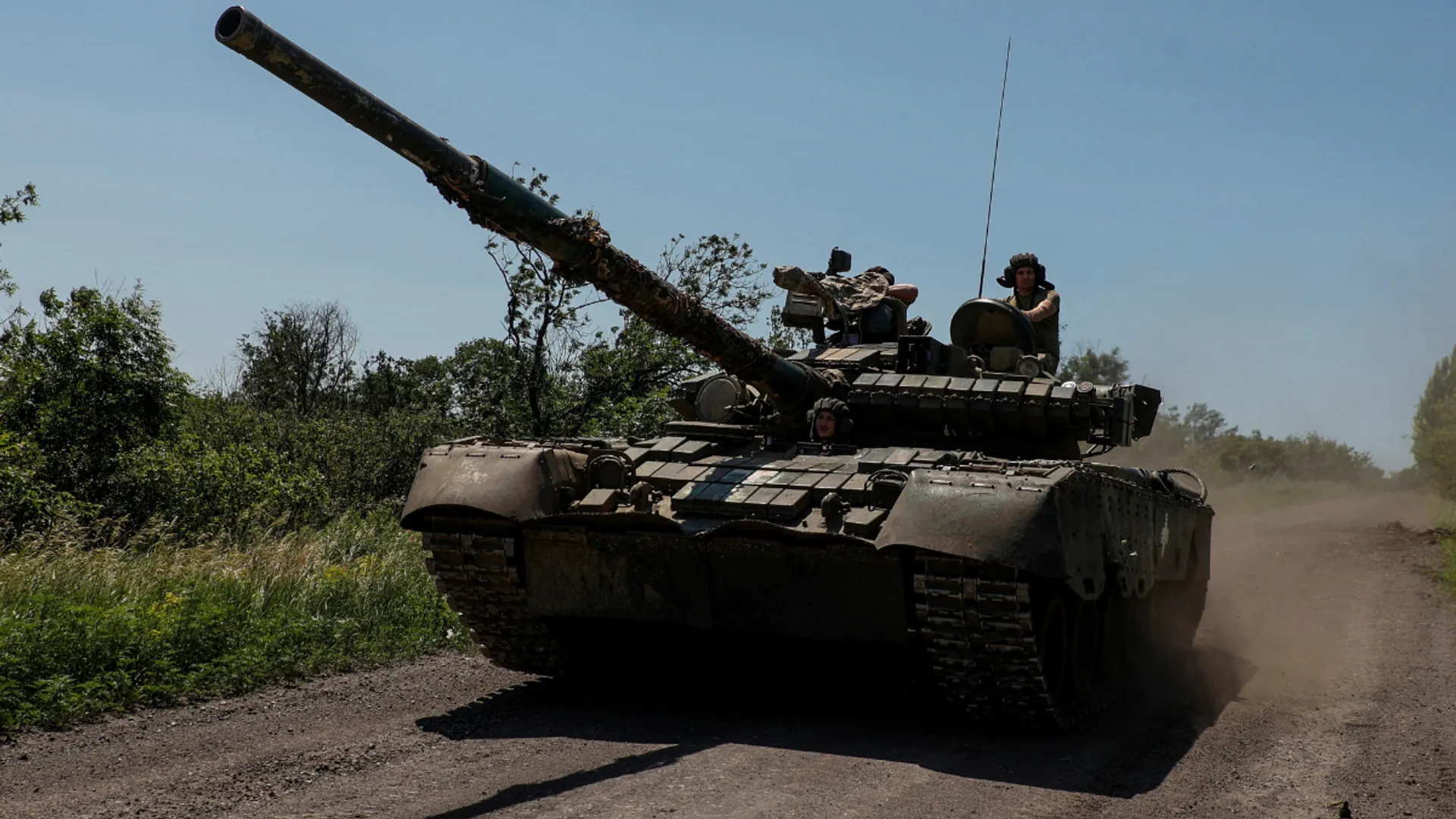 Progress of Kyiv's counter-offensive slowed to prevent bloodshed, loss of lives, say Ukraine, US
