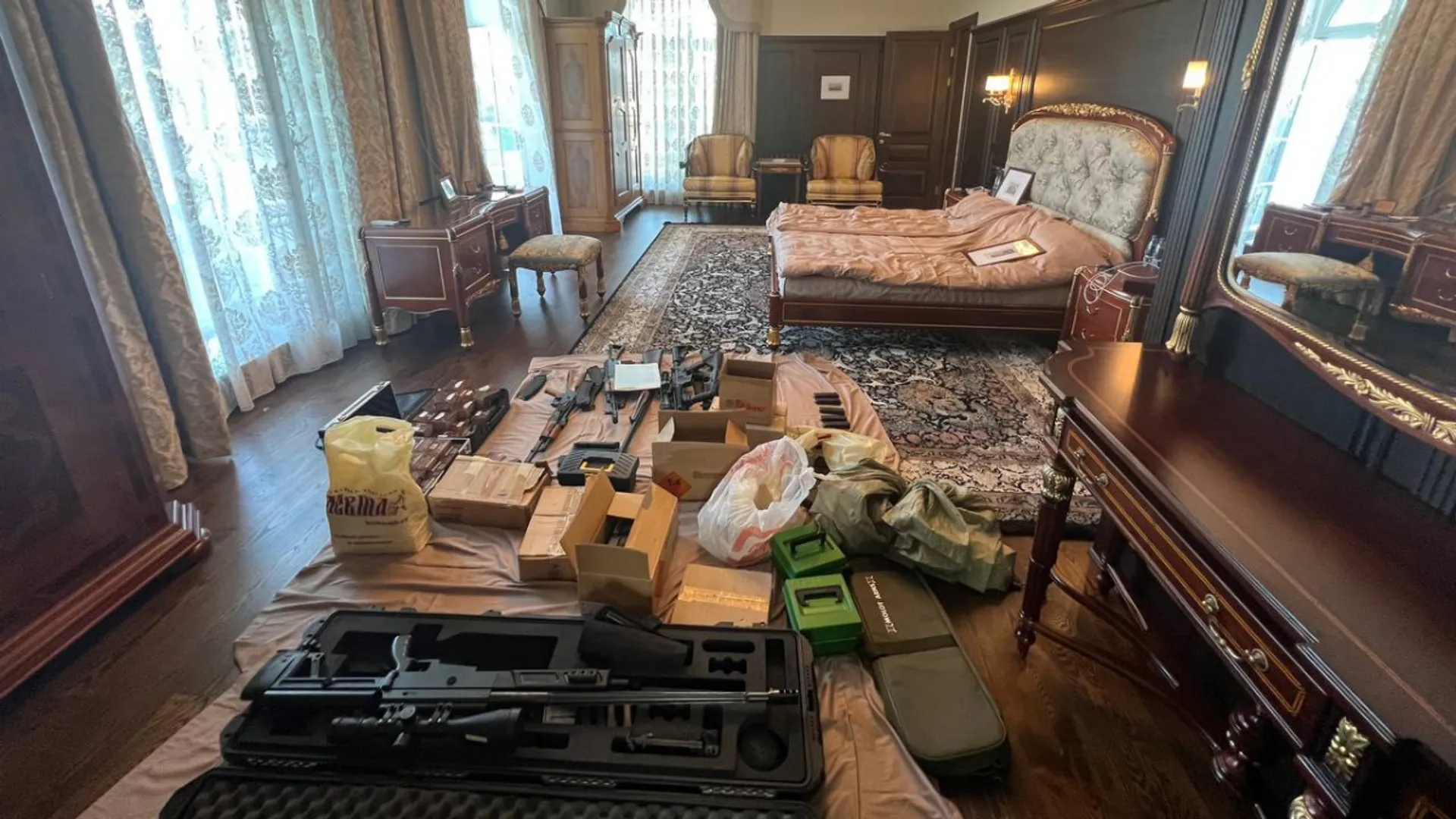 Wigs, guns and gold bars: Russian security raids Wagner boss Prigozhin's St Petersburg palace