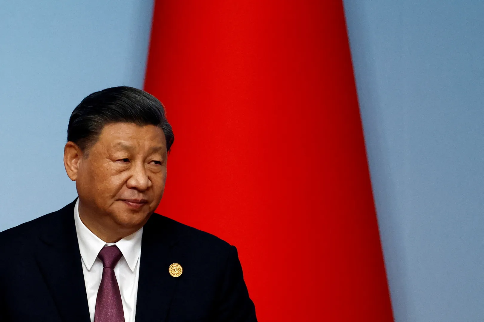 China to allow provincial govts to raise $139 billion via bonds to repay debt