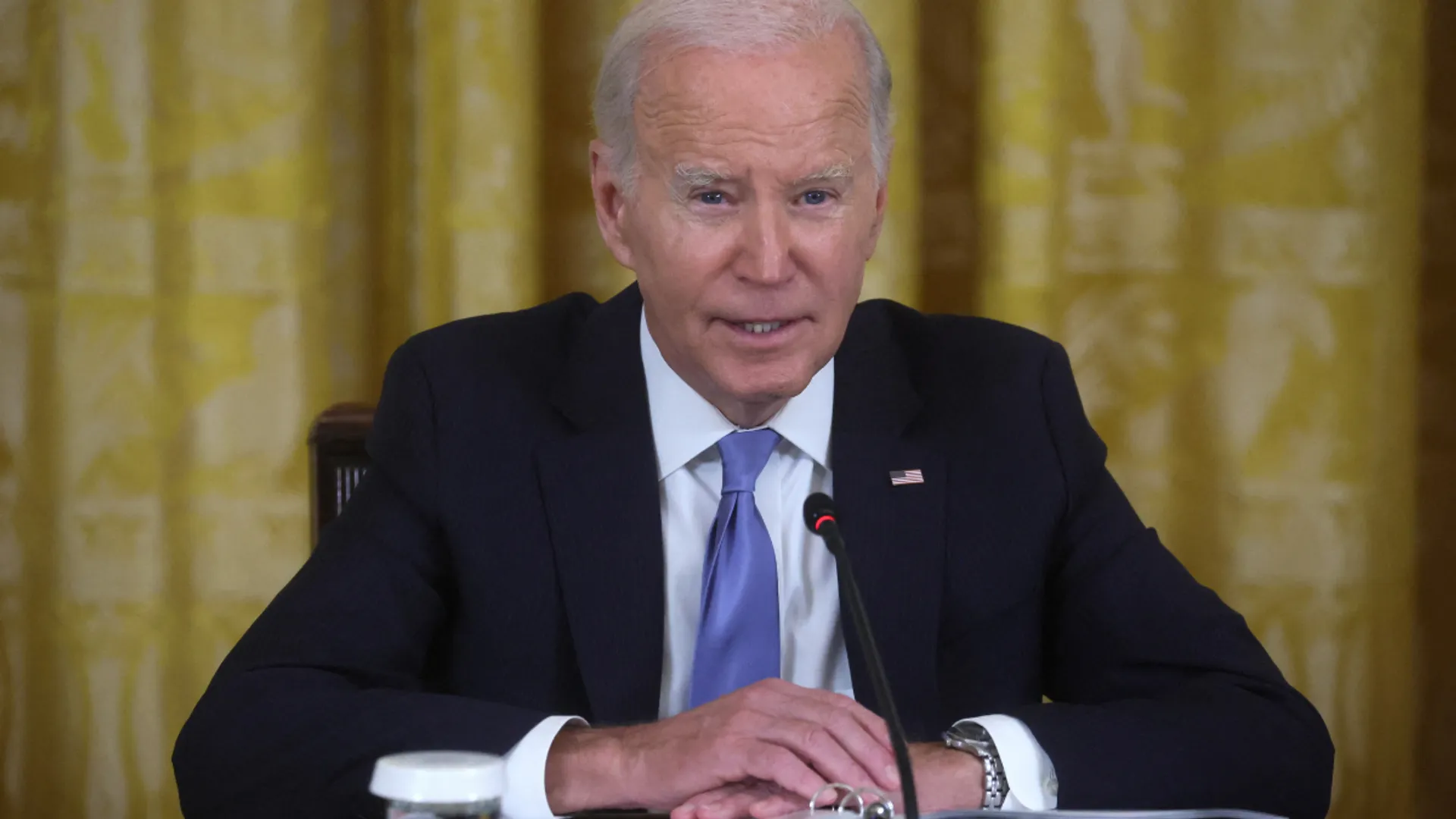 Biden to take part in striking autoworkers' picket line, White House calls it 'historic'