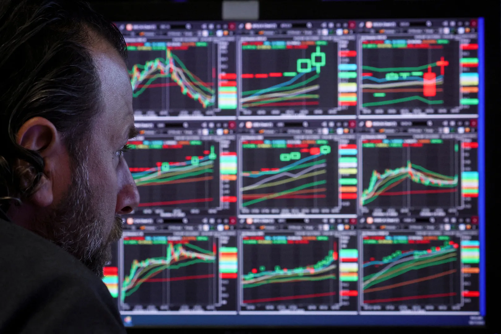 Global markets roundup | Gold shines for third straight week