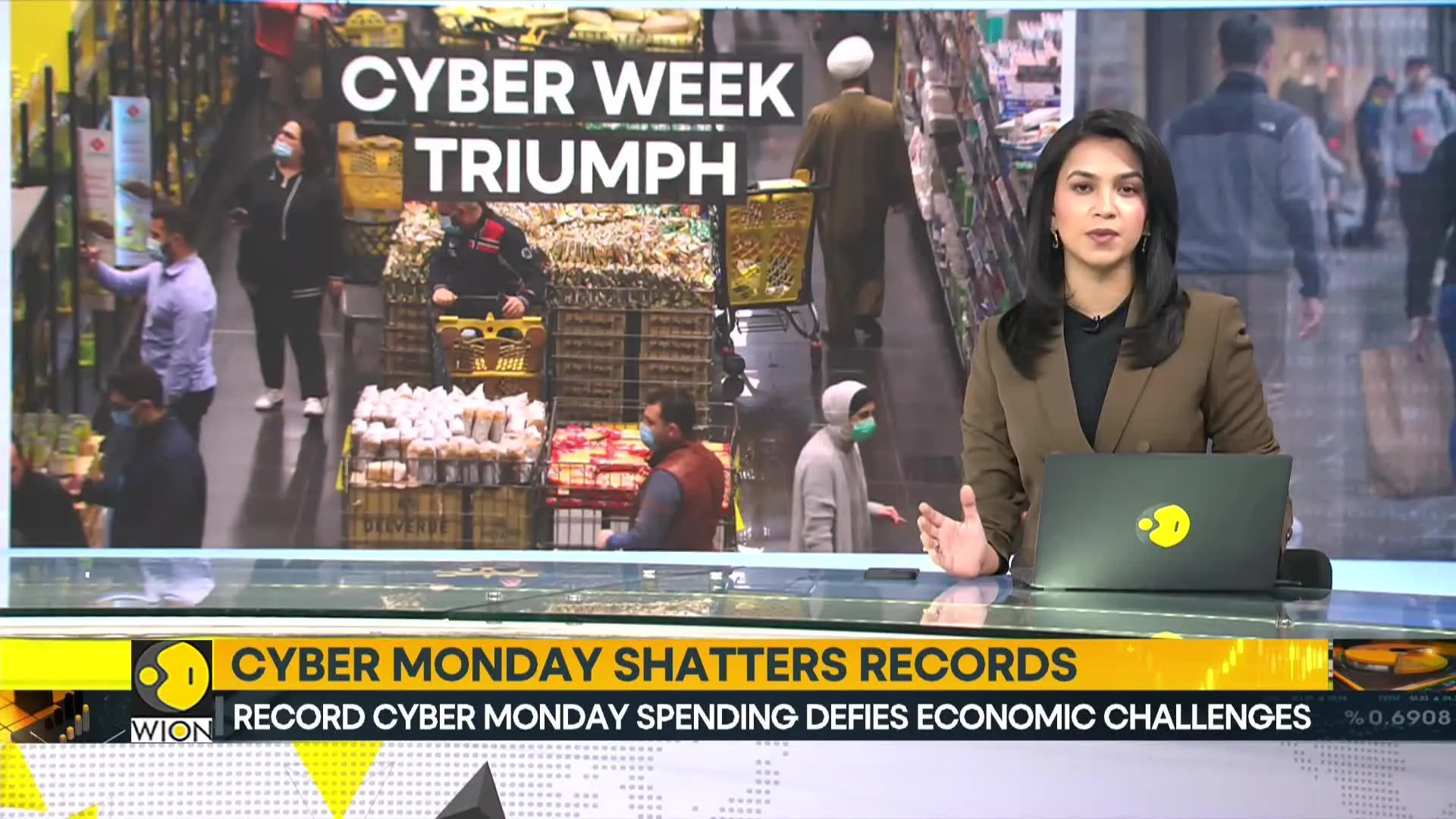 Cyber week's $38 billion splash surpasses forecasts