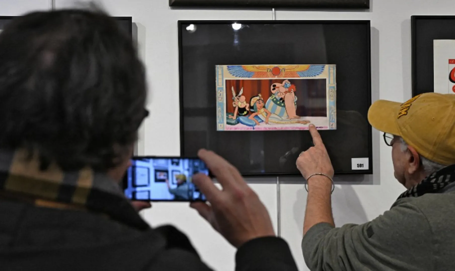 Original Asterix cover fails to find buyer after legal challenge