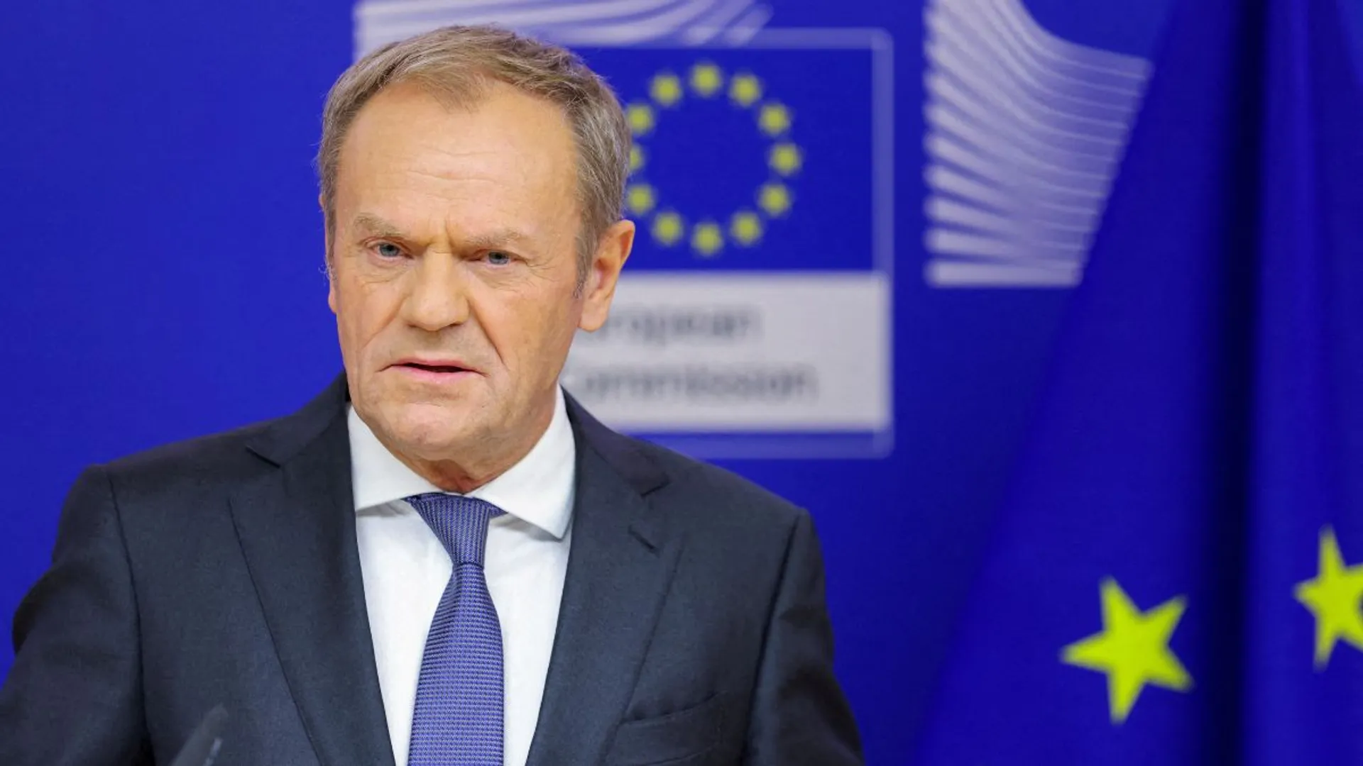 Polish prime minister loses vote of confidence, clears way for Donald Tusk