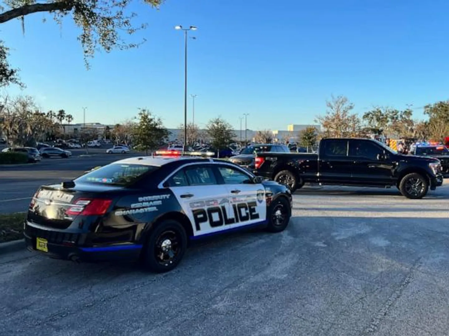 Morning brief: Houthis' unsuccessful drone strike on Indian-flagged tanker, 1 dead in Florida shooting, & more