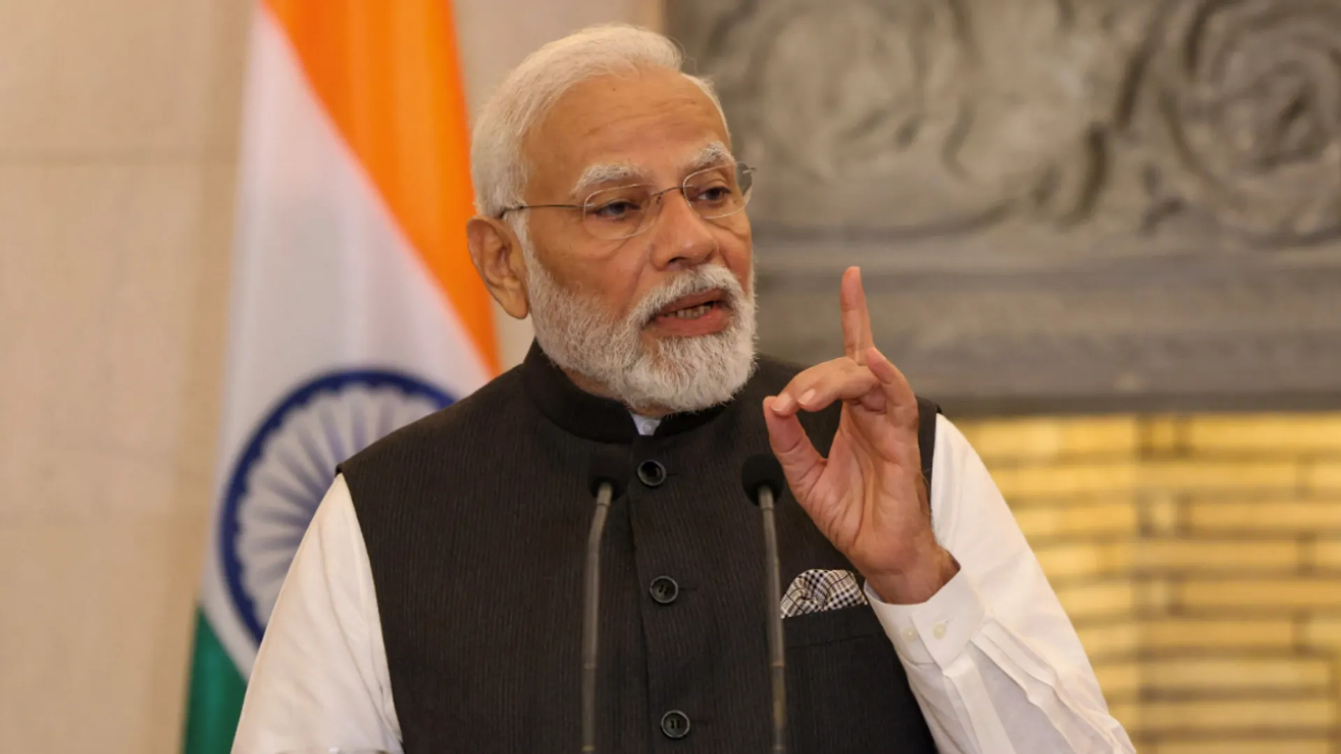 PM Modi thanks Qatari Emir for release of 8 Indian nationals on death row