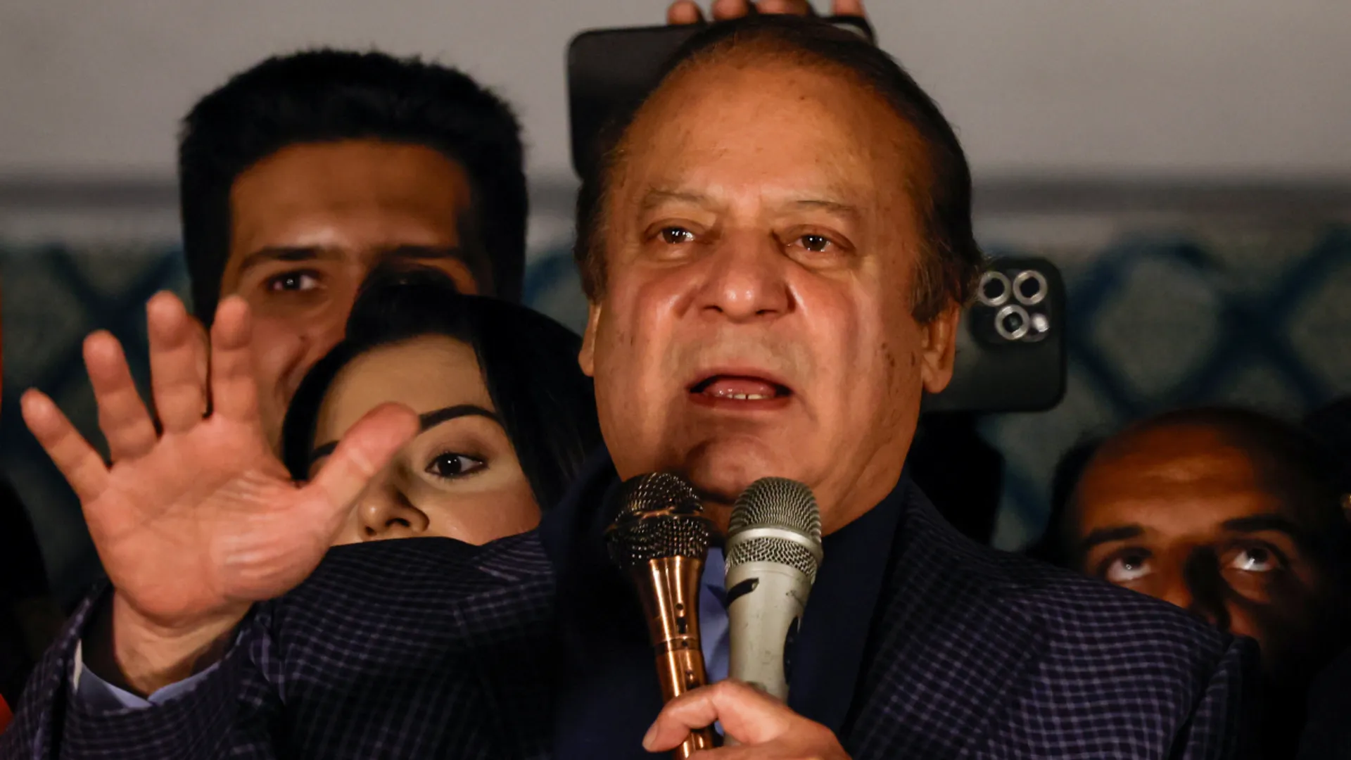 Top 10 world news: PTI rejects Sharif's claim to power in Pak; Ukraine to change battle strategy; and more