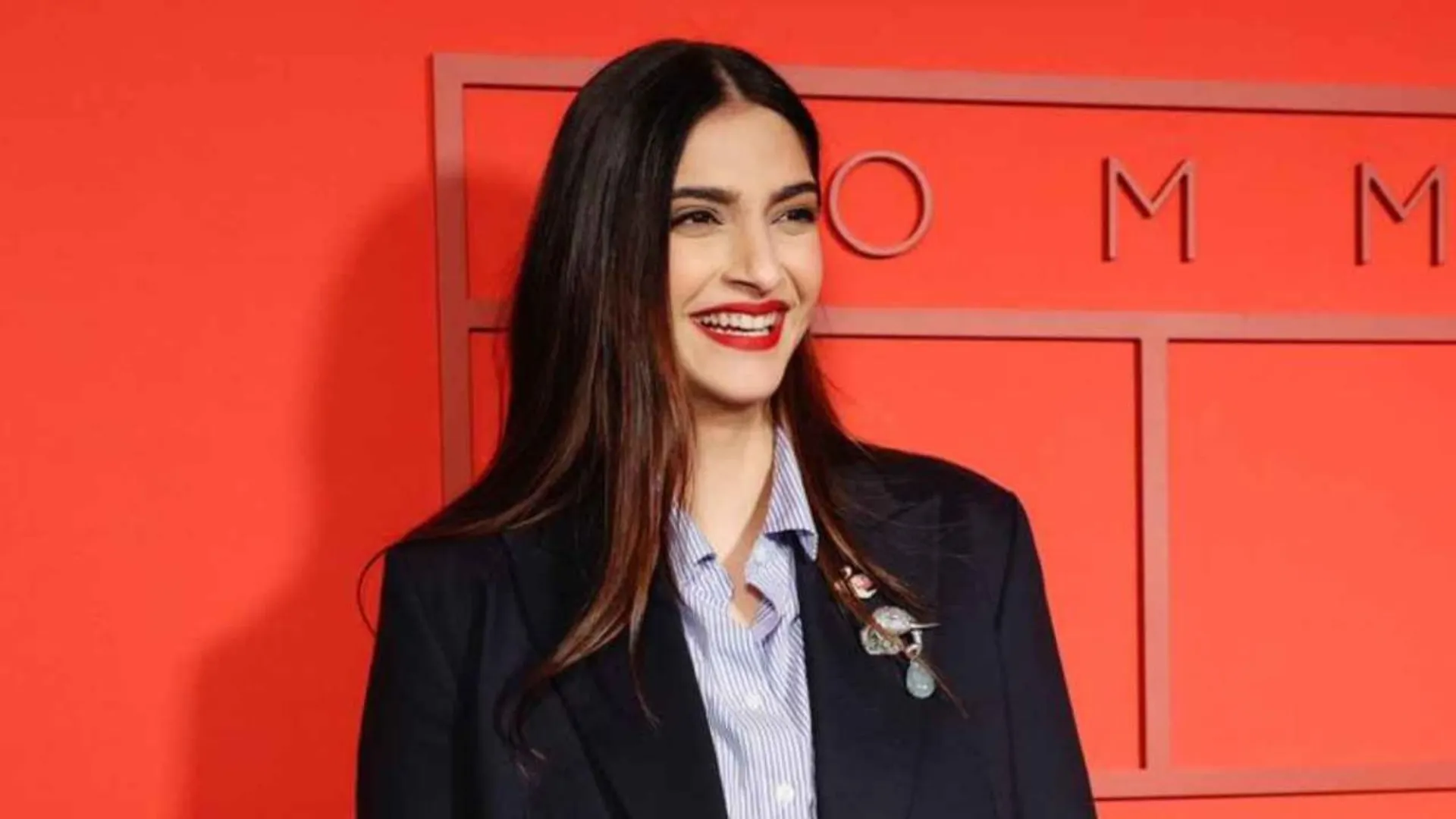 Sonam Kapoor dons classic pantsuit as she attends New York Fashion Week for Tommy Hilfiger