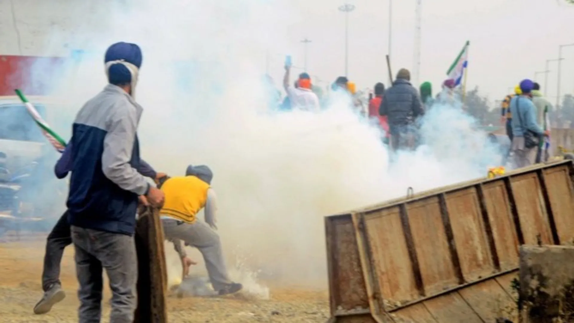 Farmers' protest: Haryana government extends ban on mobile internet services