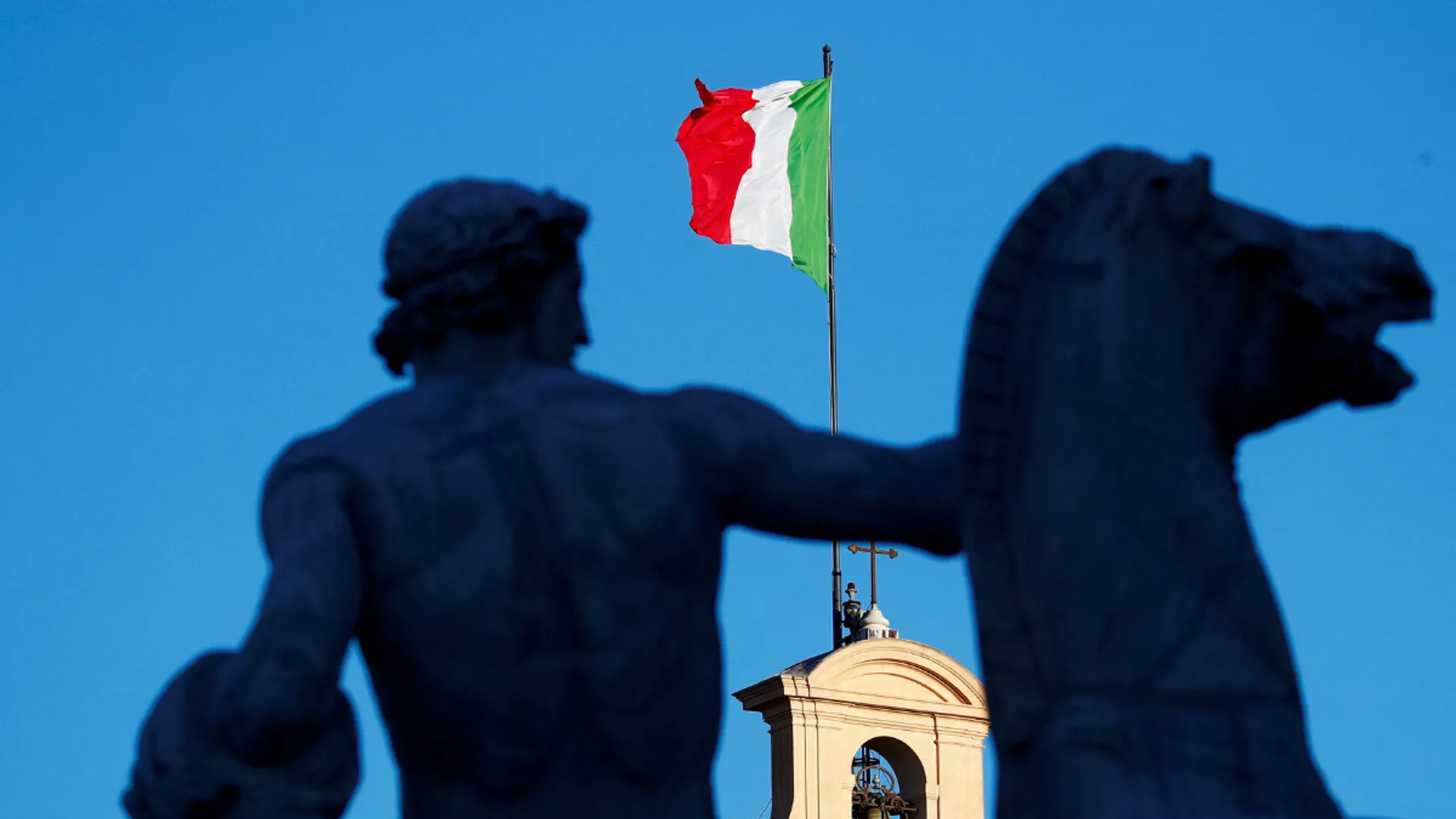 Italian family returns home two years after being kidnapped in Mali