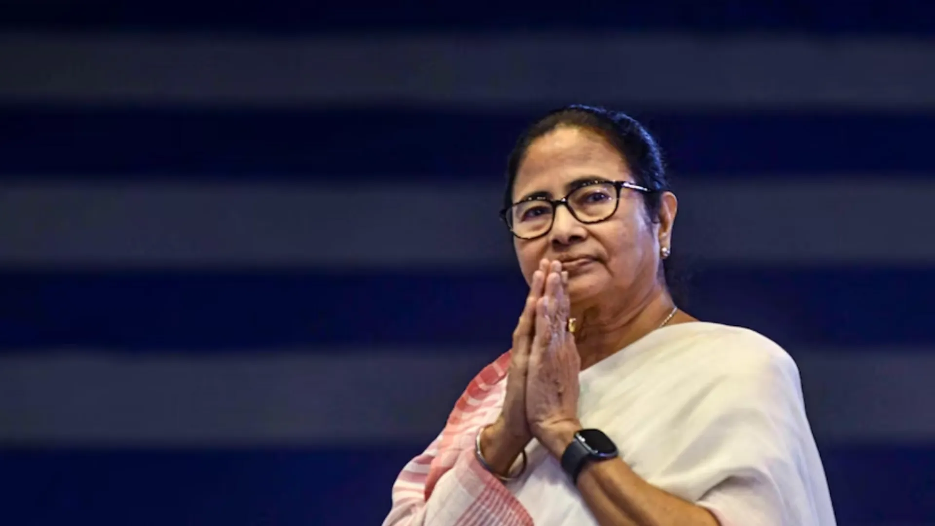 Kolkata rape-murder case: Mother of victim slams Mamata Banerjee for 'threatening' protesting doctors
