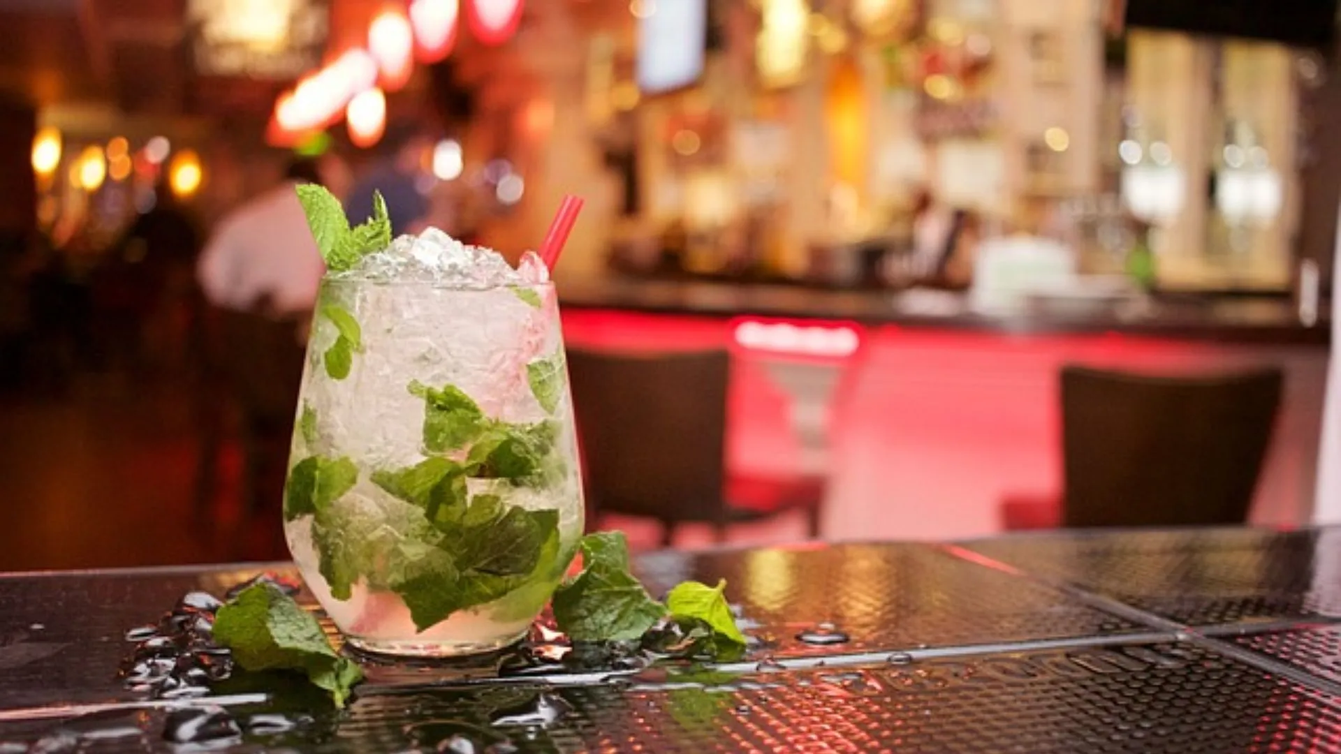 12-year-old US boy rushed to hospital after restaurant serves alcohol mistakenly