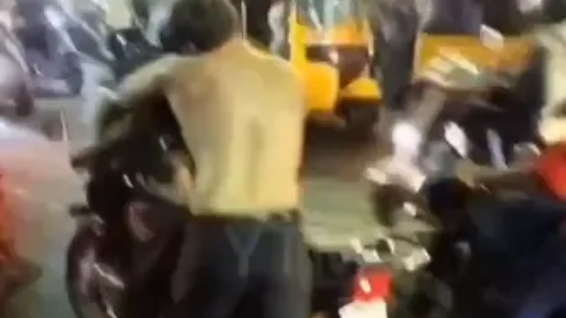 Video: Chennai's 'real zombie' incident shows White man trying to eat motorcyclist's neck