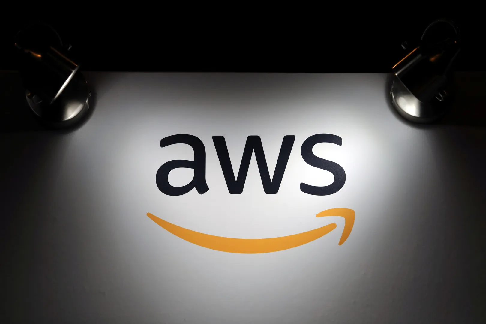 Amazon to fuel UK economy with $10.45 billion cloud expansion