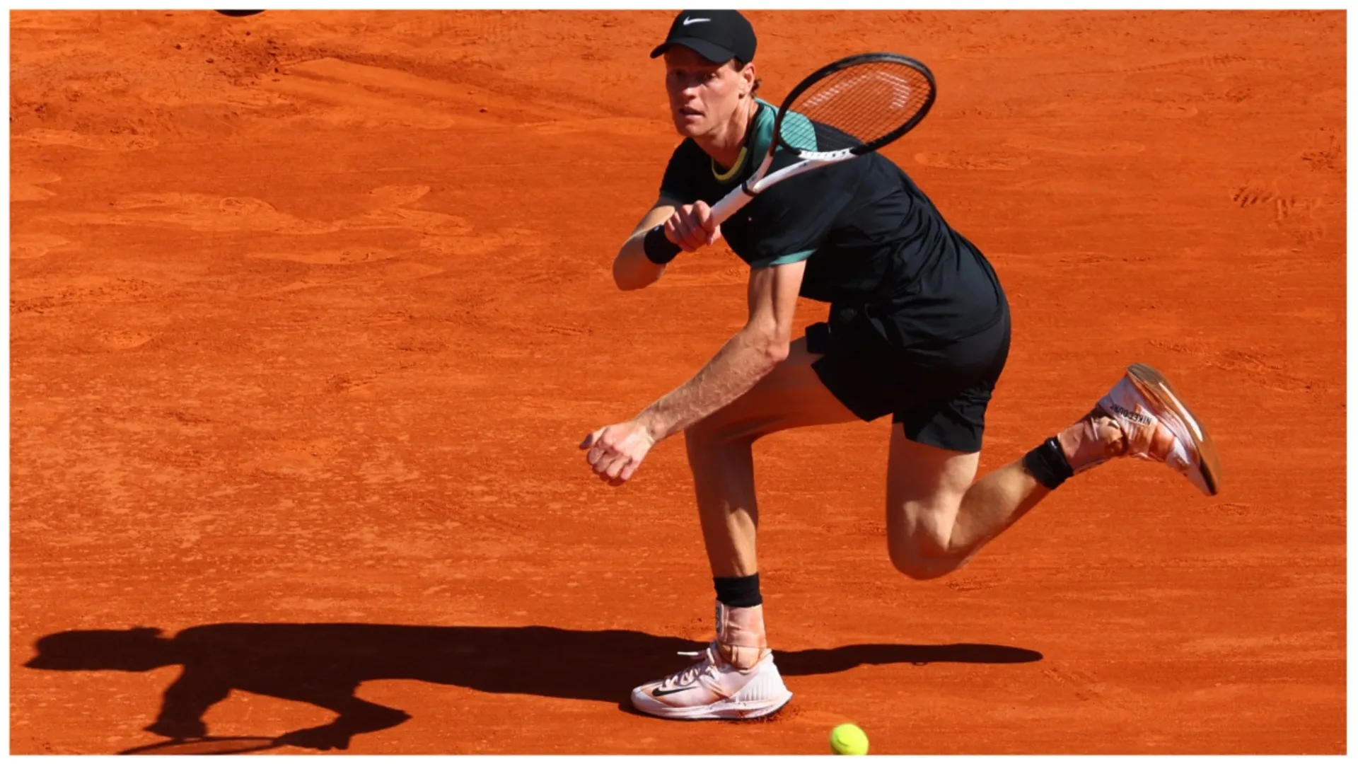 French Open: Sinner dispatches Dimitrov in straight sets to reach first Roland Garros semi-final