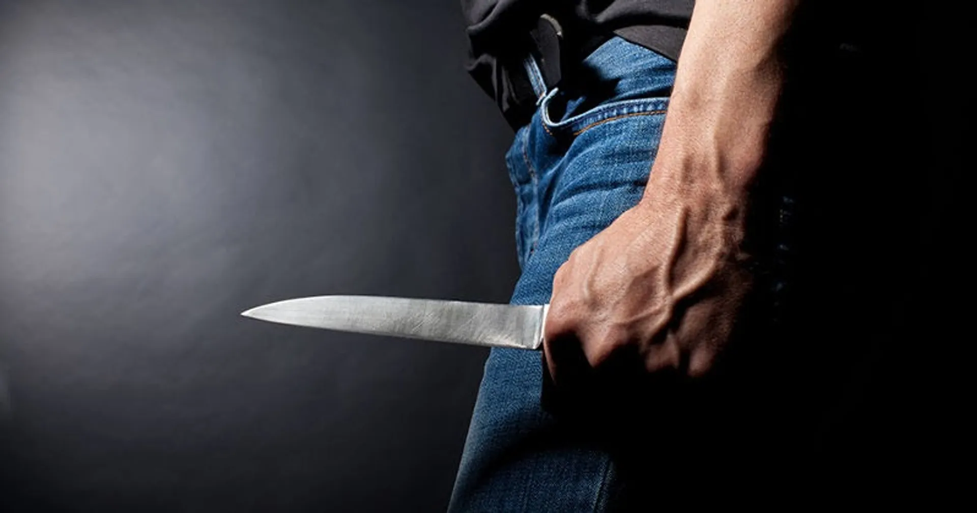 Stabbing in Israel's Hadera: 6 stabbed, two critically wounded; police alleged 'terror attack'