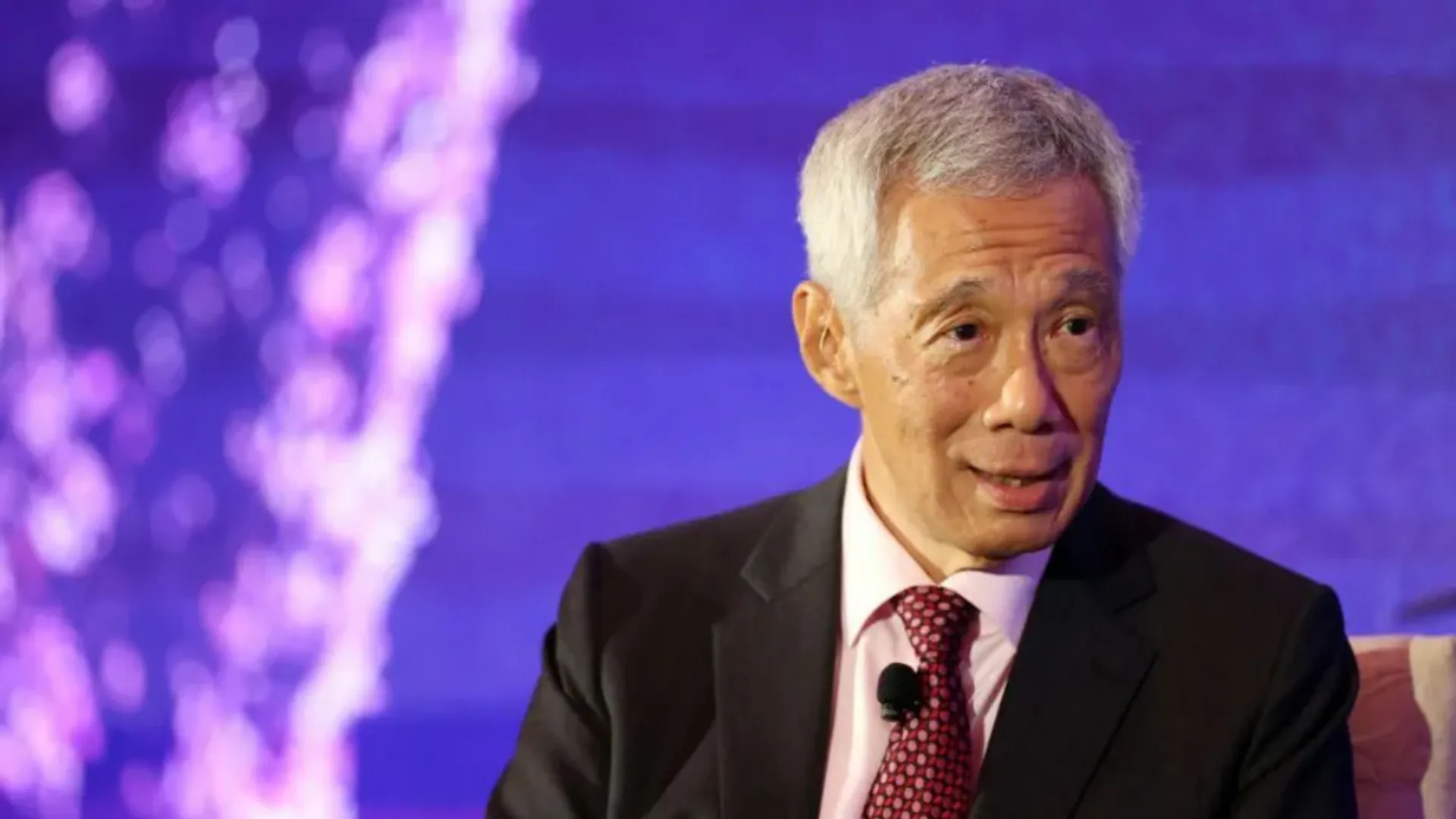Singapore bids farewell to Lee era as PM prepares to hand over power