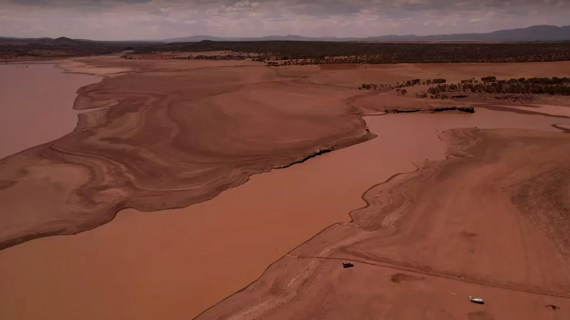 Healthy land worth 4 football fields lost every second globally, warns UN chief